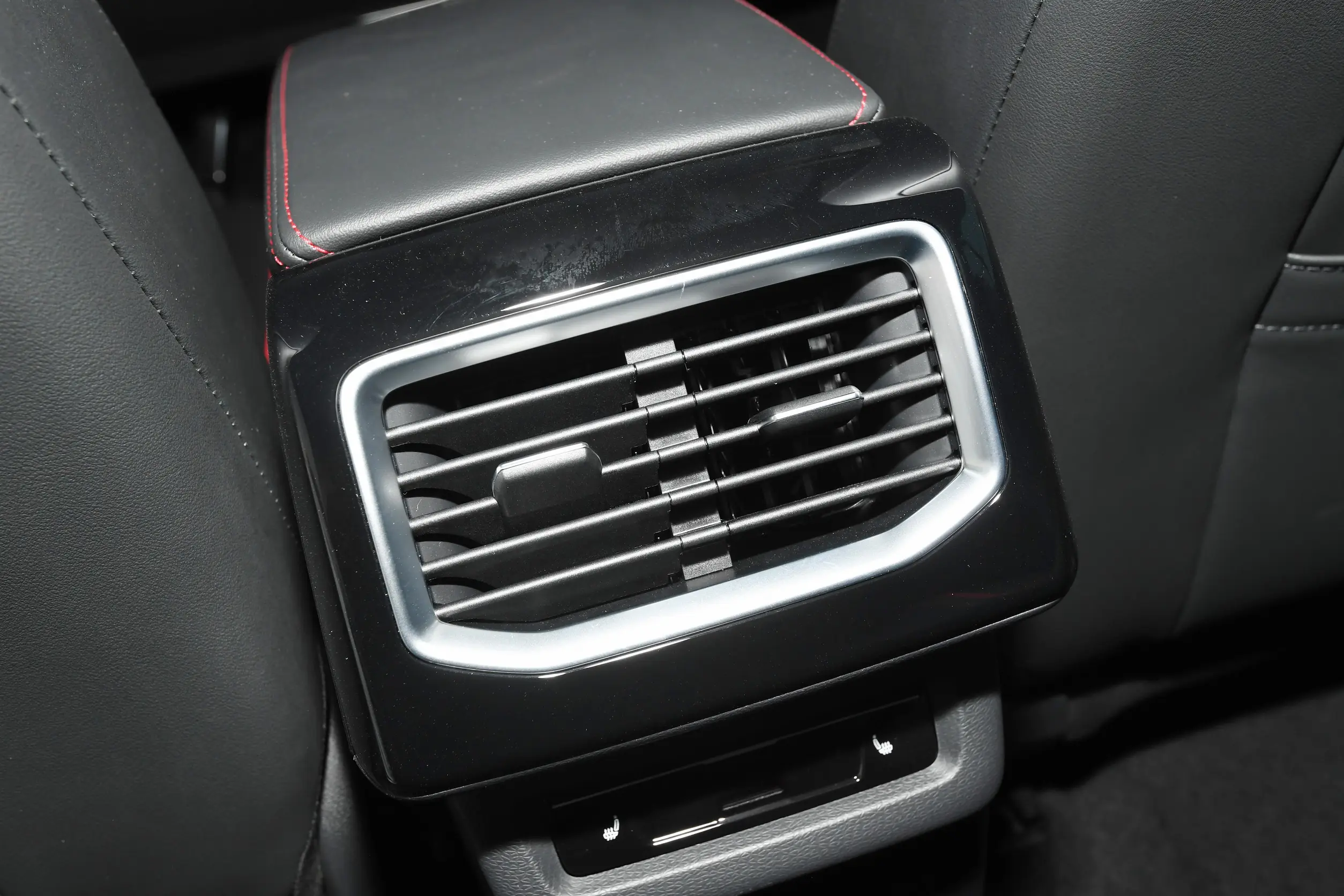 Volkswagen ID.6 X picture (8)