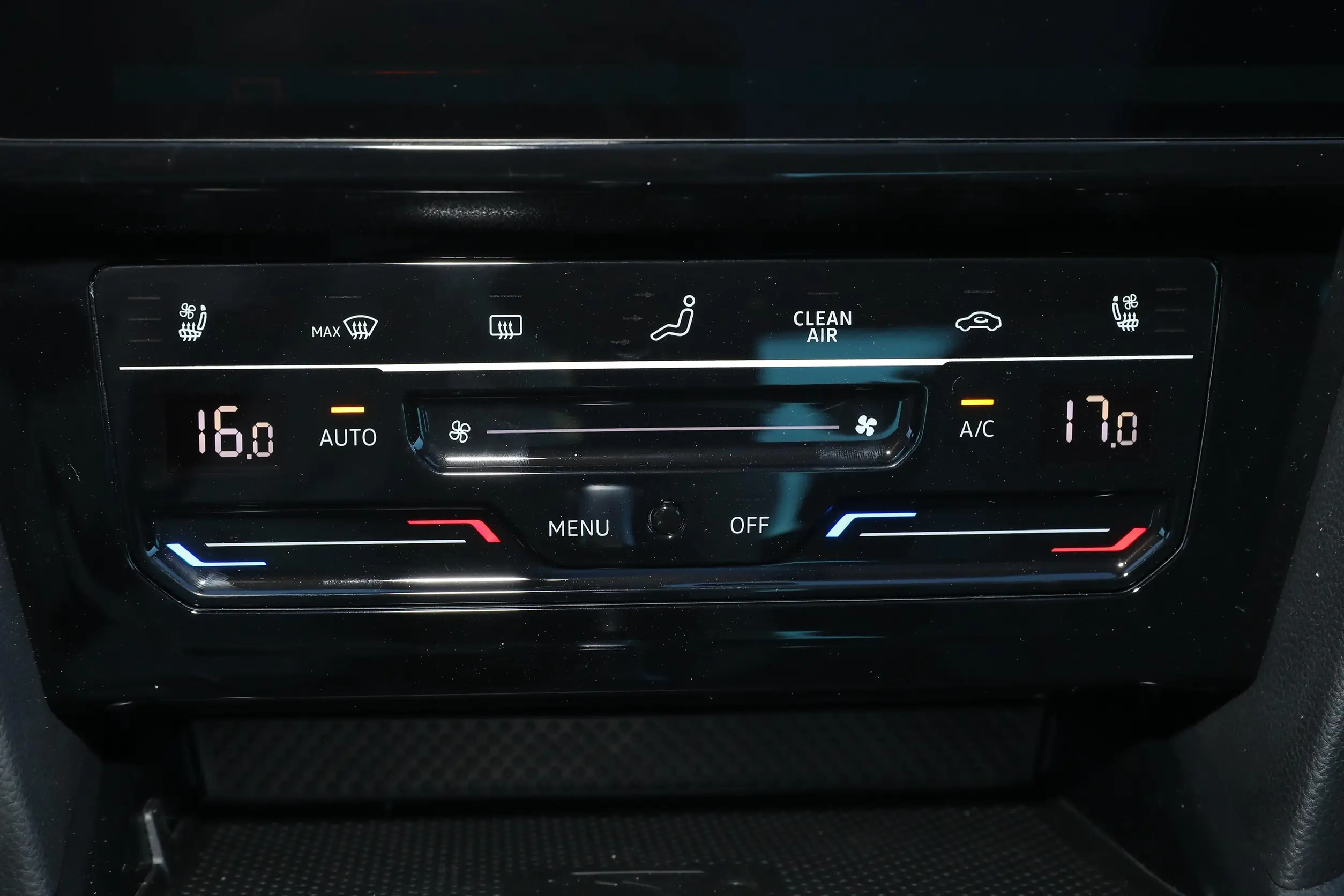 Volkswagen Magotan picture (14)