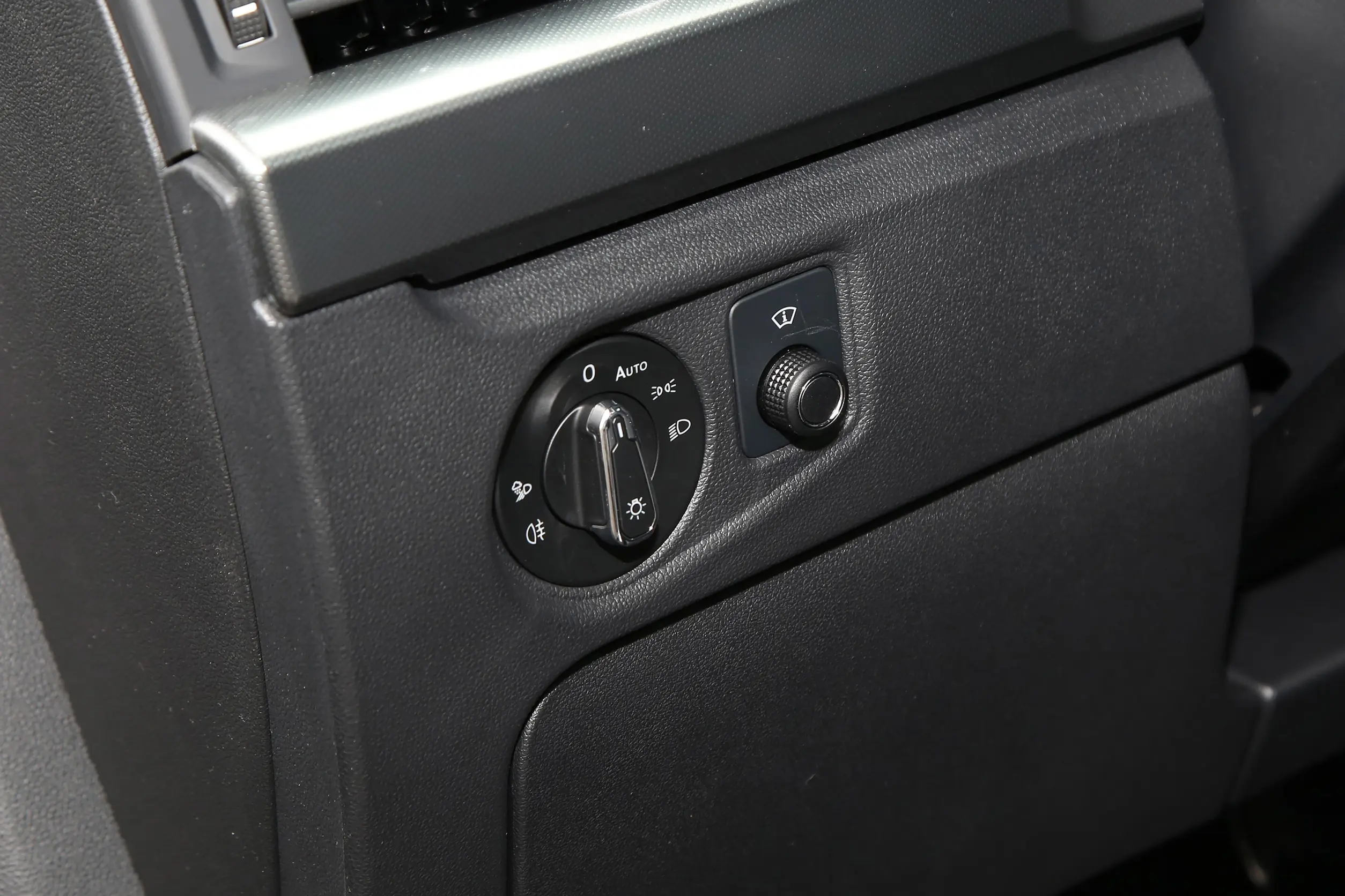 Volkswagen Passat picture (4)