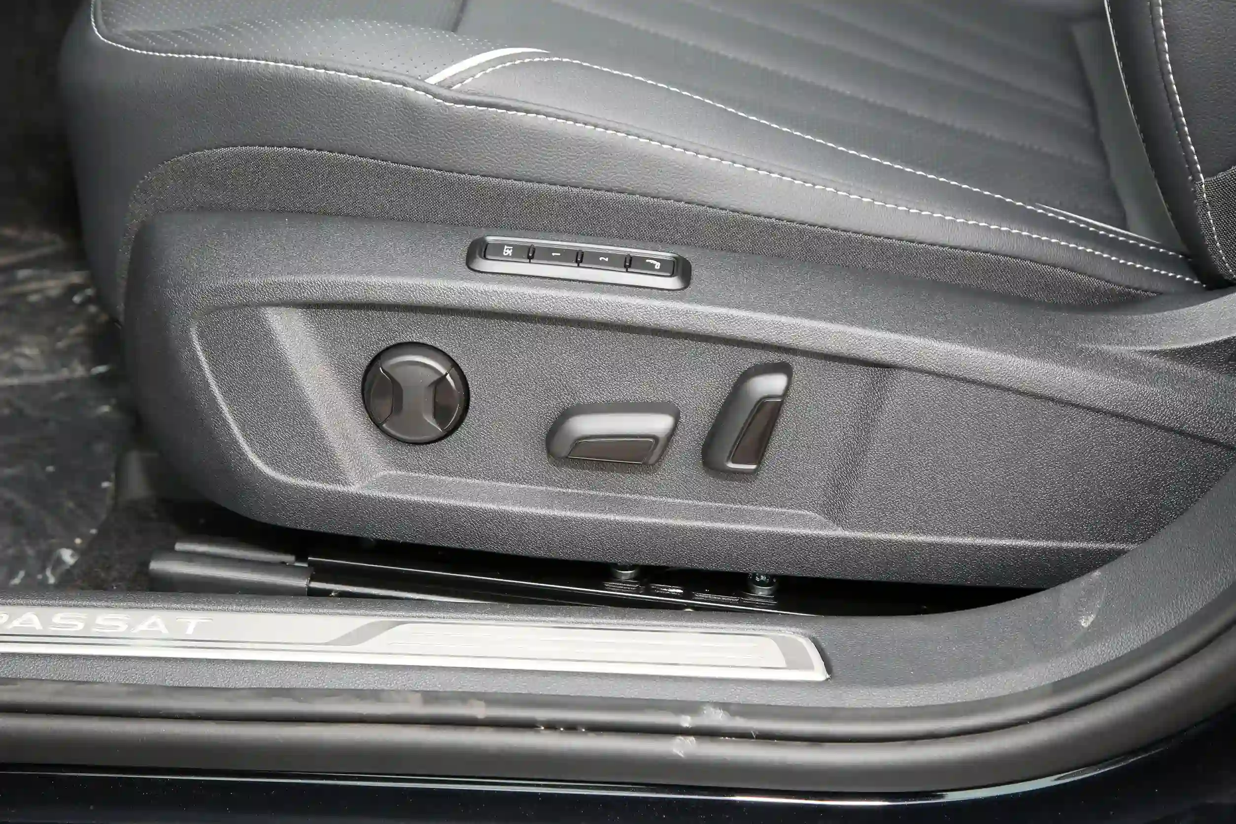 Volkswagen Passat picture (6)