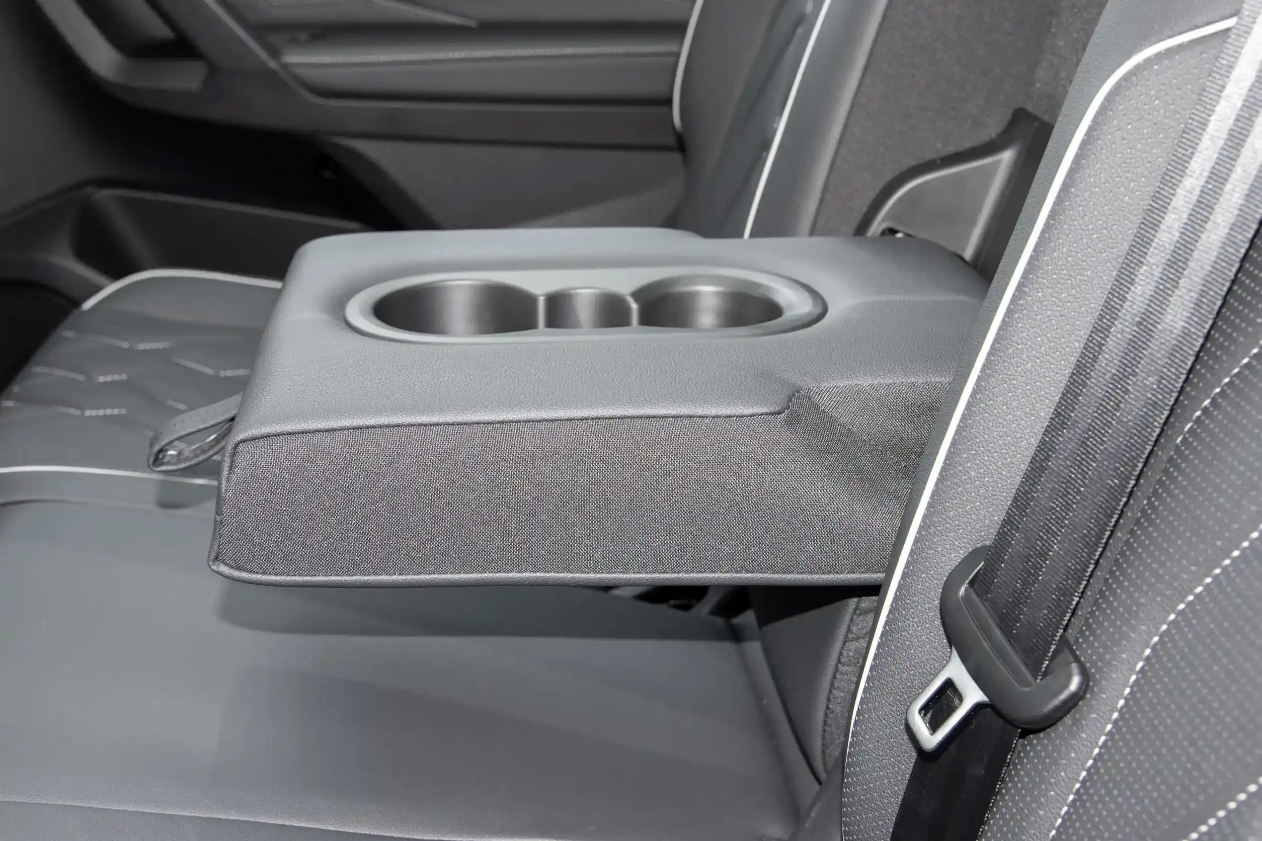 Volkswagen Tiguan L picture (5)