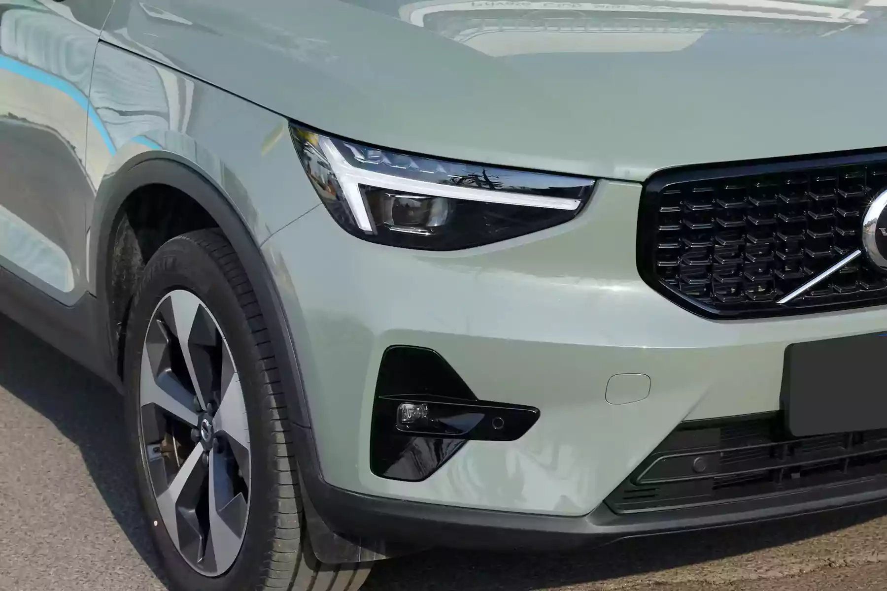 Volvo XC40 picture (9)