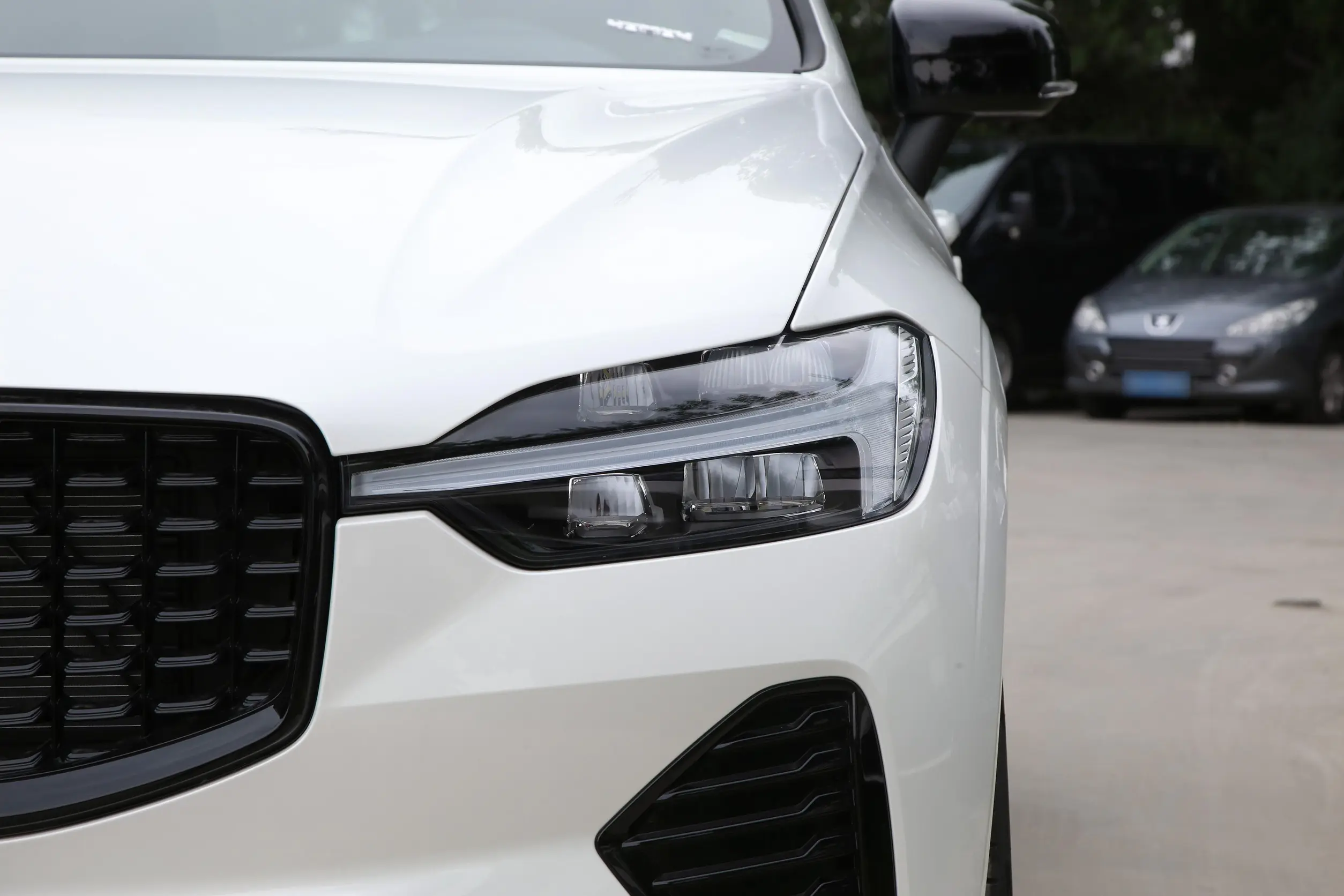 Volvo XC60 picture (5)