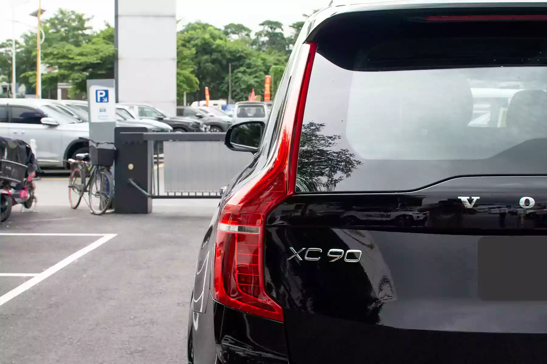 Volvo XC90 picture (2)