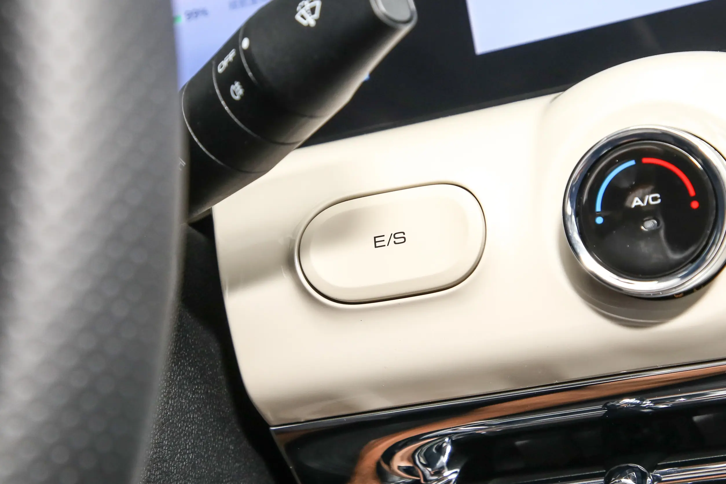 Wuling Bingo picture (1)