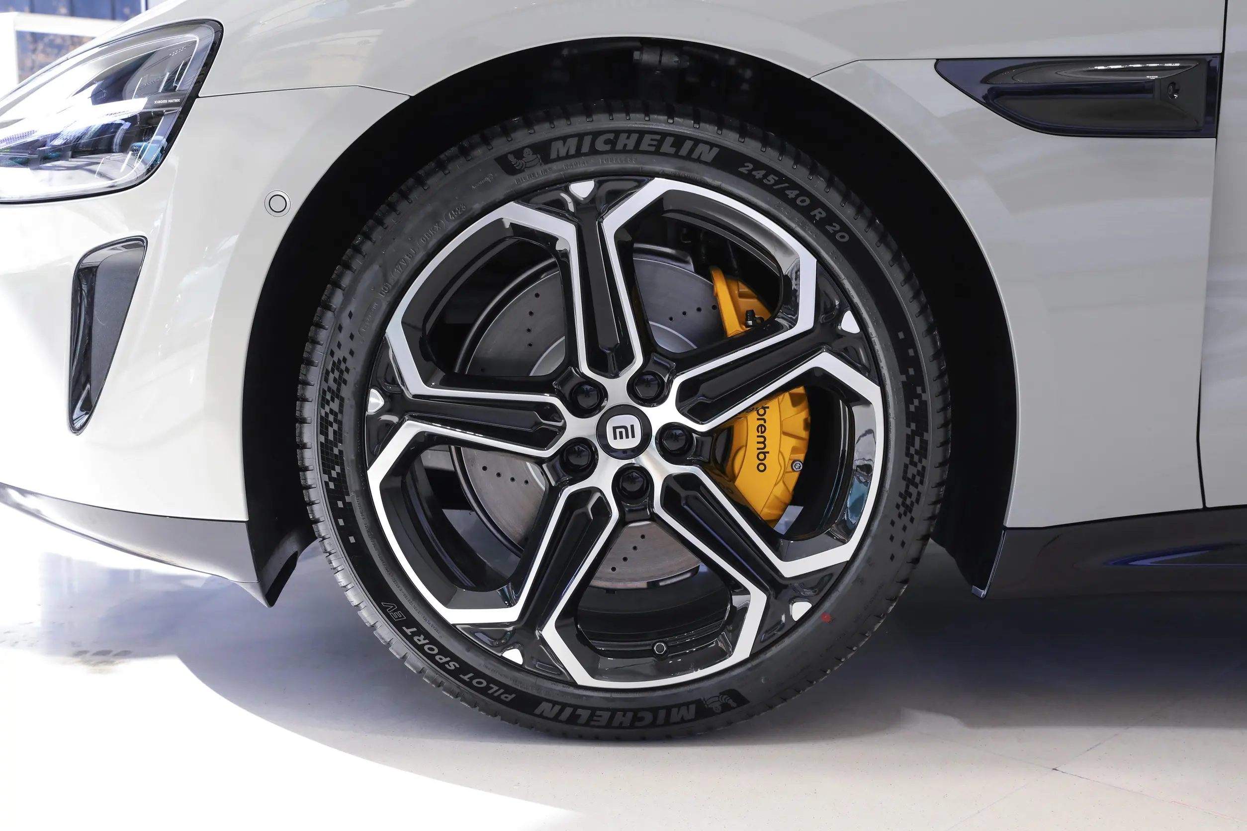 Xiaomi SU7 picture (10)