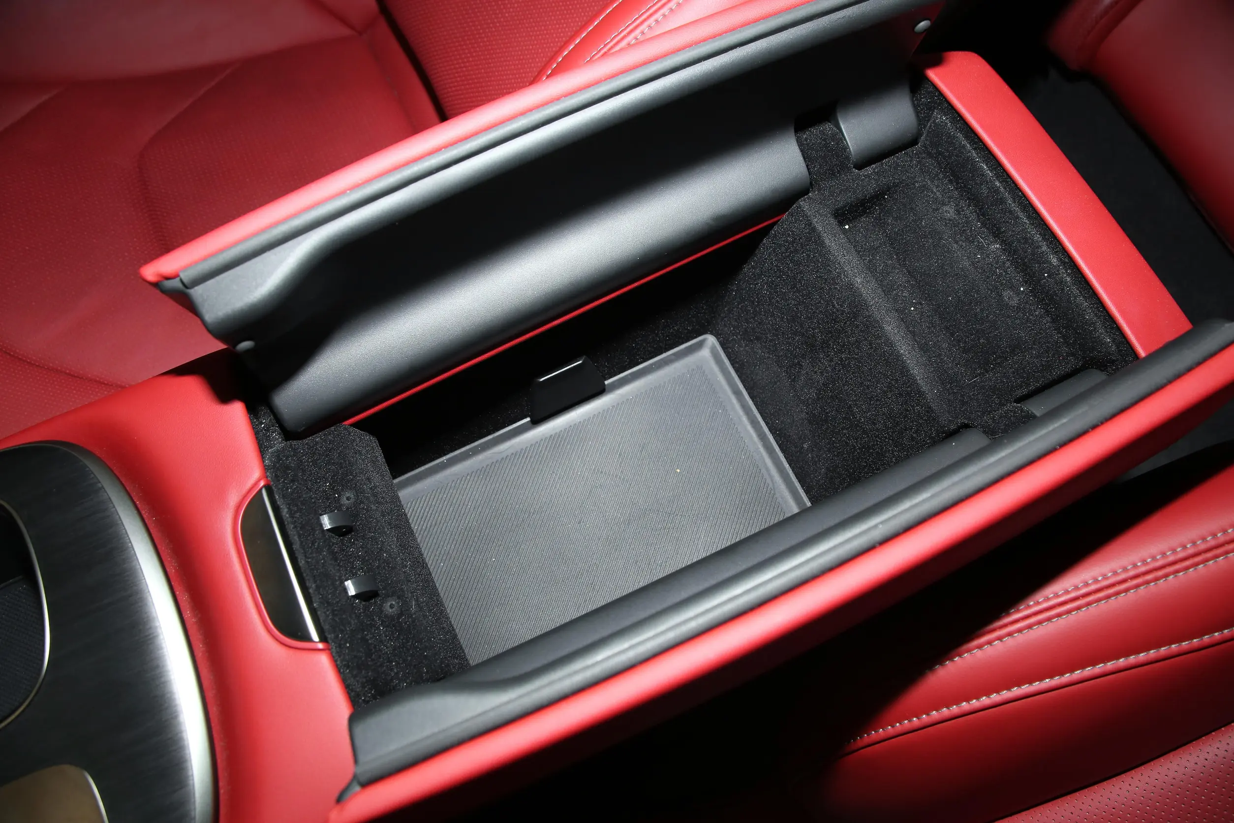 Xiaomi SU7 picture (4)