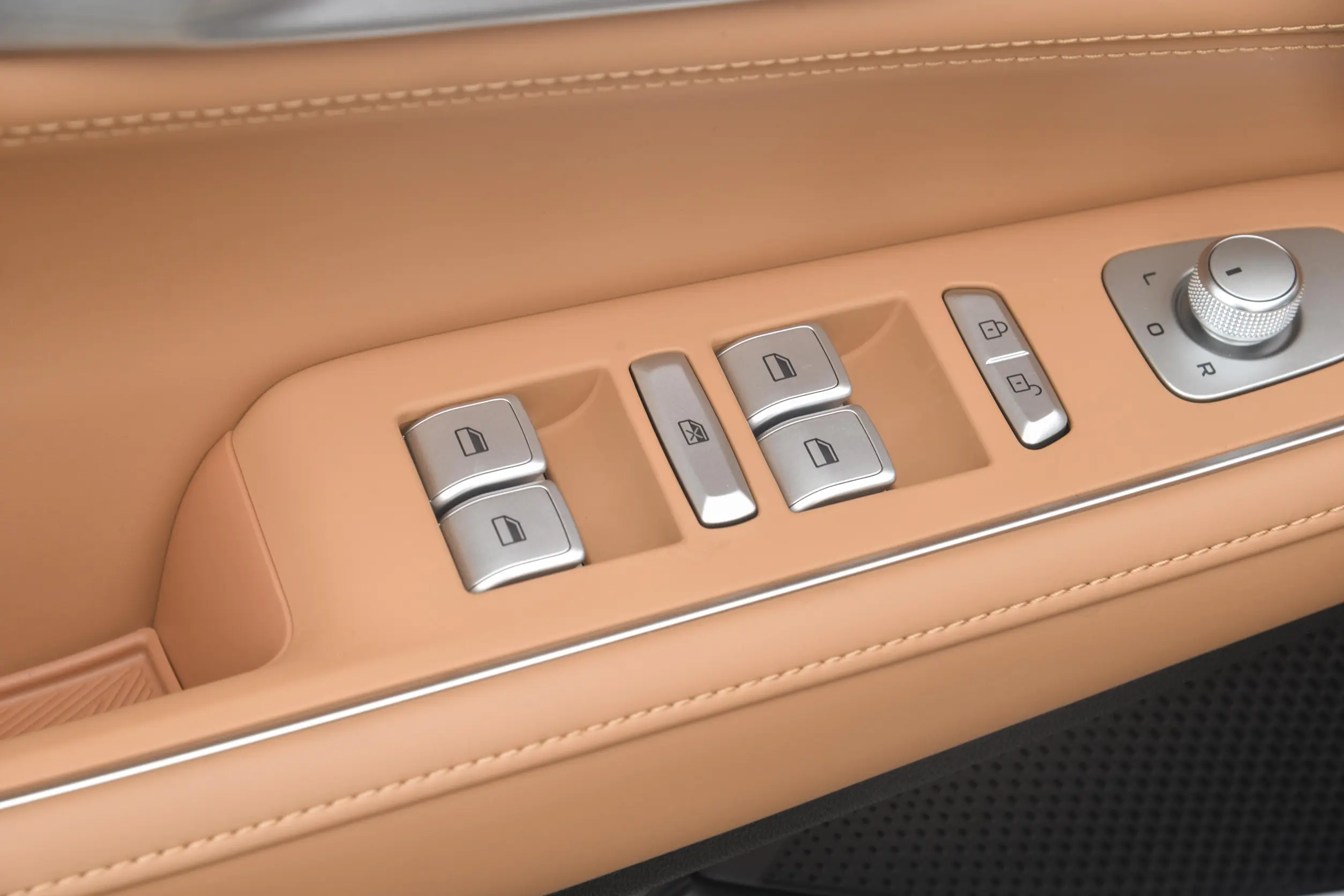 Xpeng P5 picture (7)