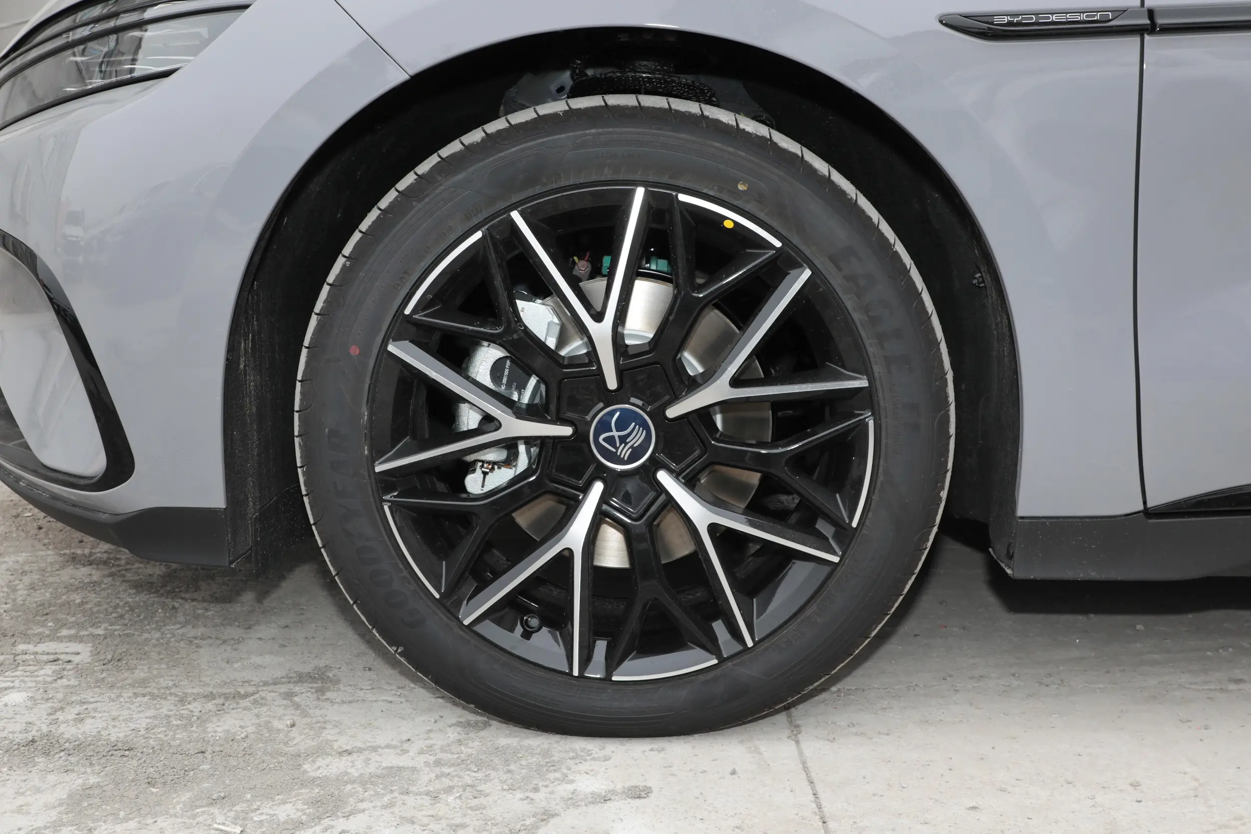 BYD Han DM 2025 picture-2