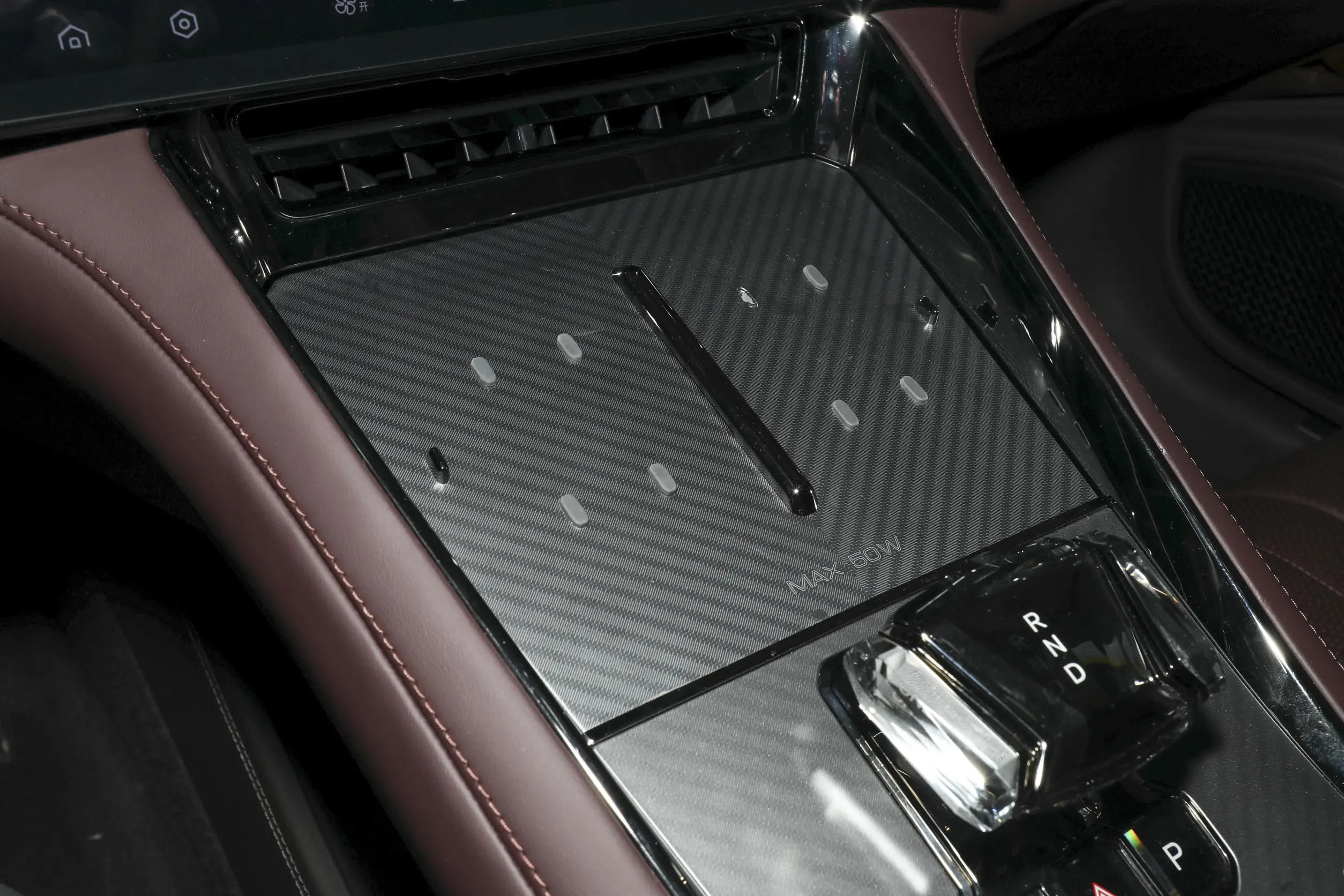 Denza Z9GT EV 2024 picture-5