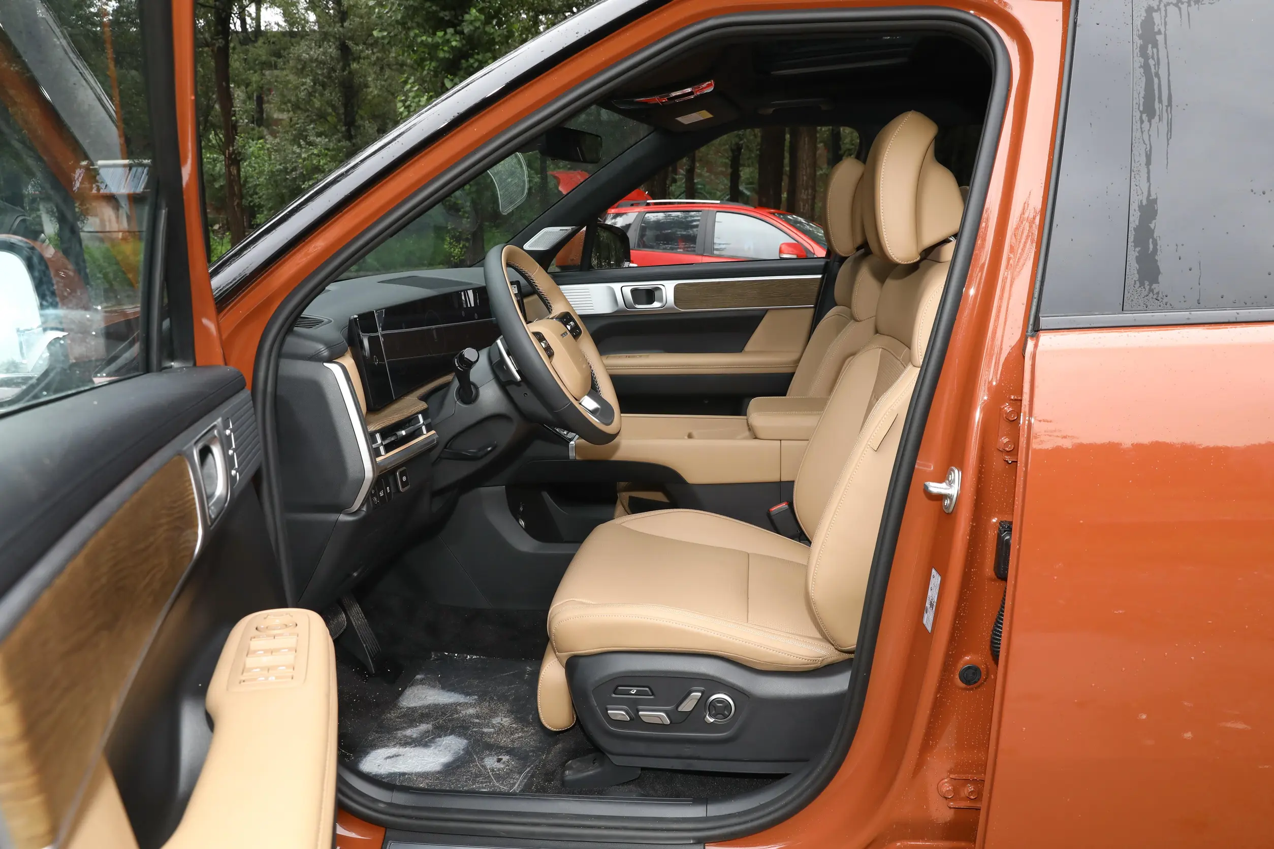 Hyundai Santa Fe 2024 space-1