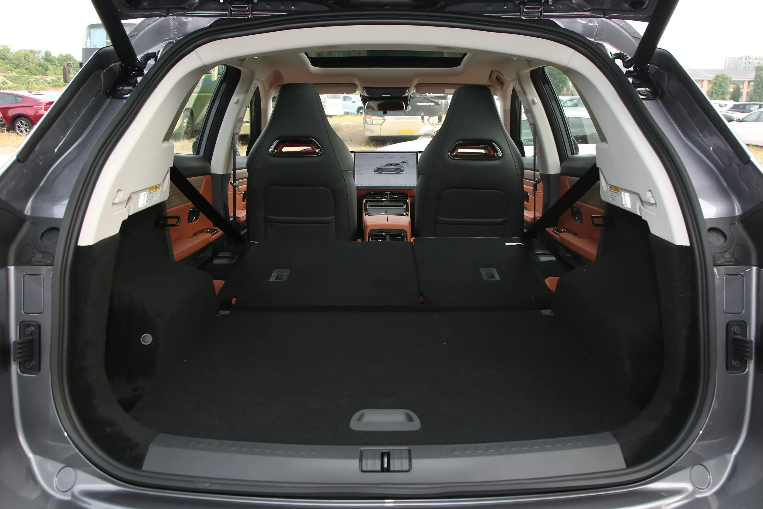 Jetour Dashing 2025 space-4