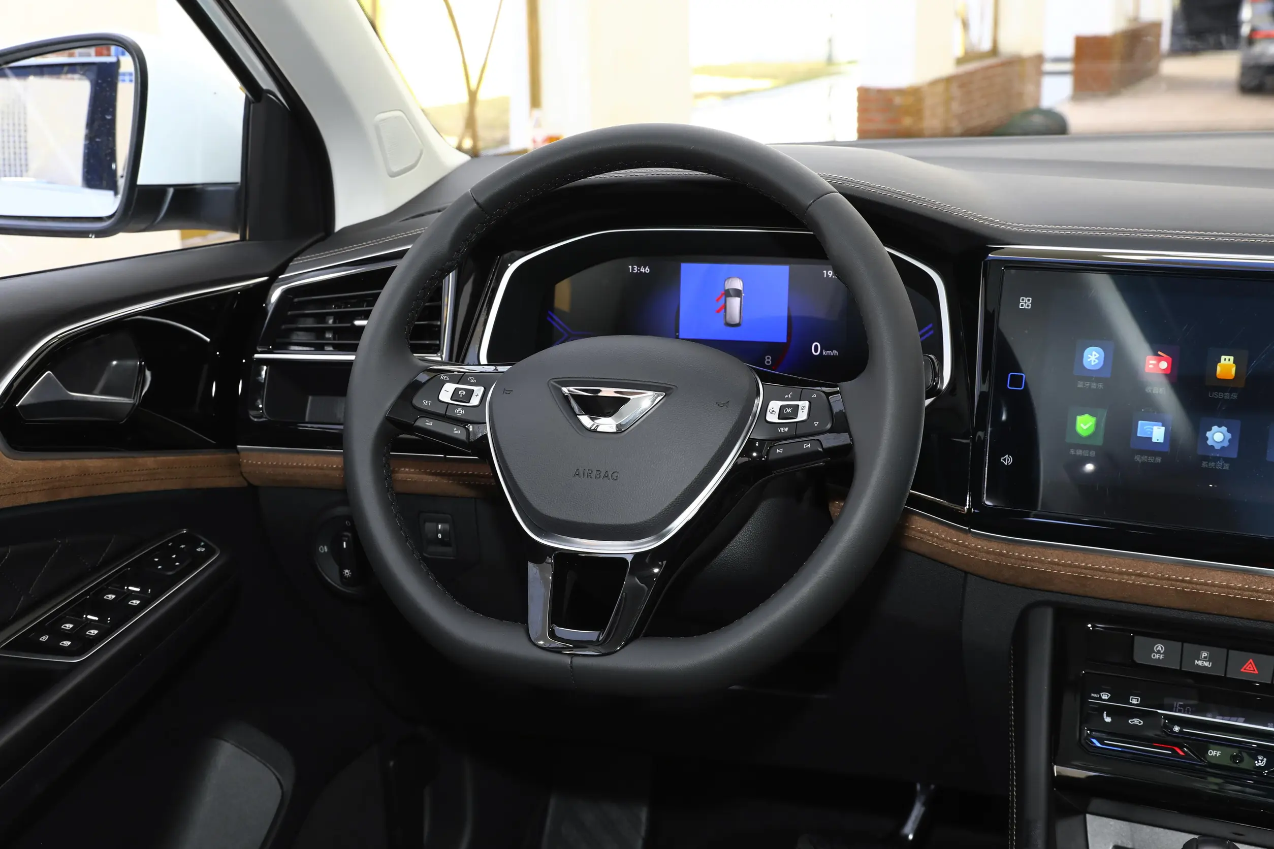 Jetta VS7 2024 interior-2