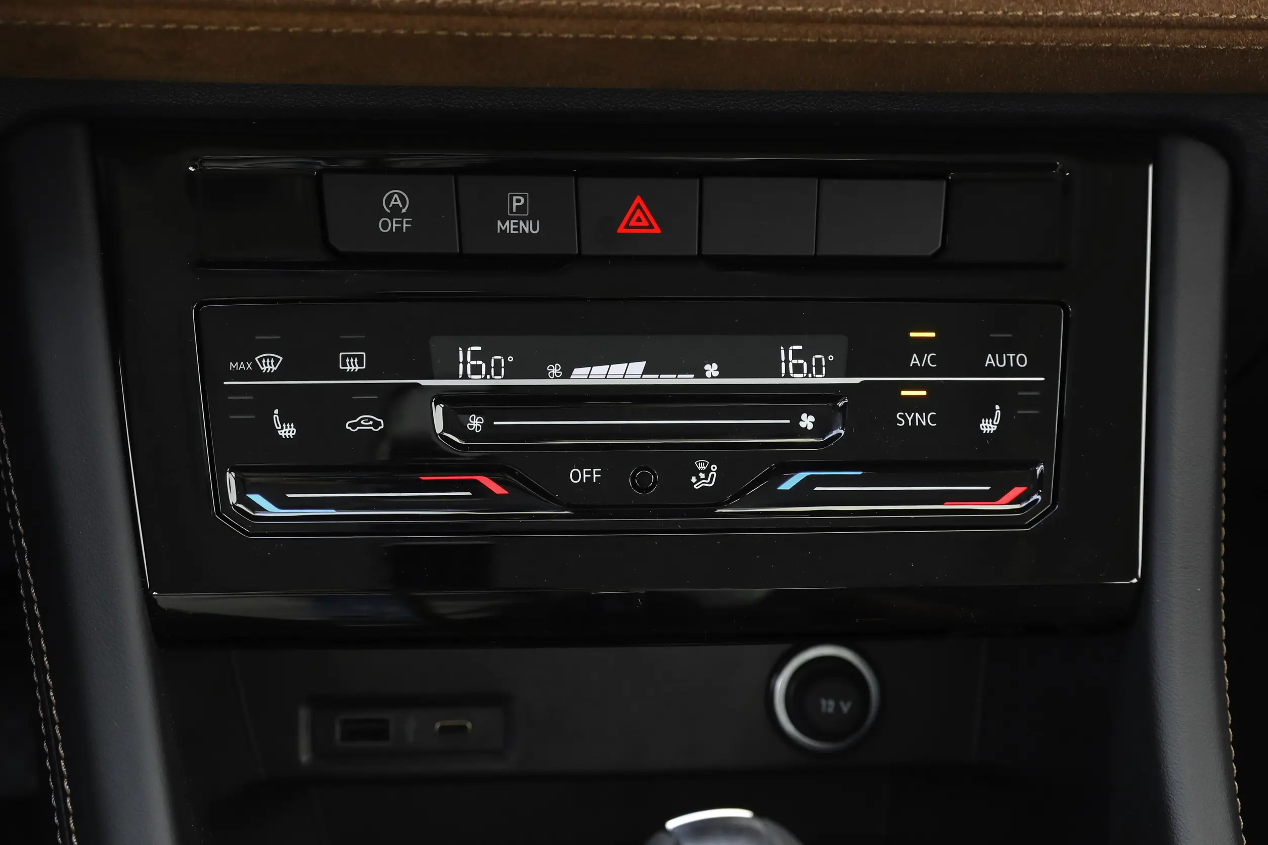 Jetta VS7 2024 interior-4