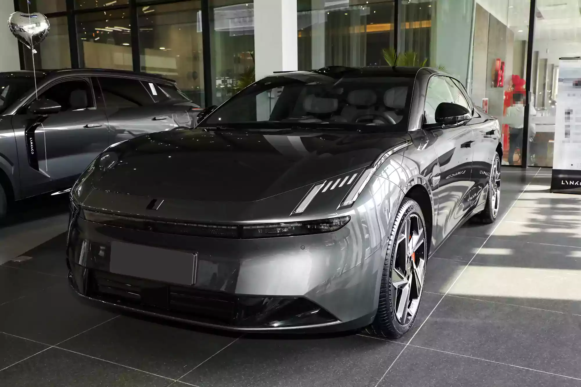 Lynk & Co Z10 2024 picture-12