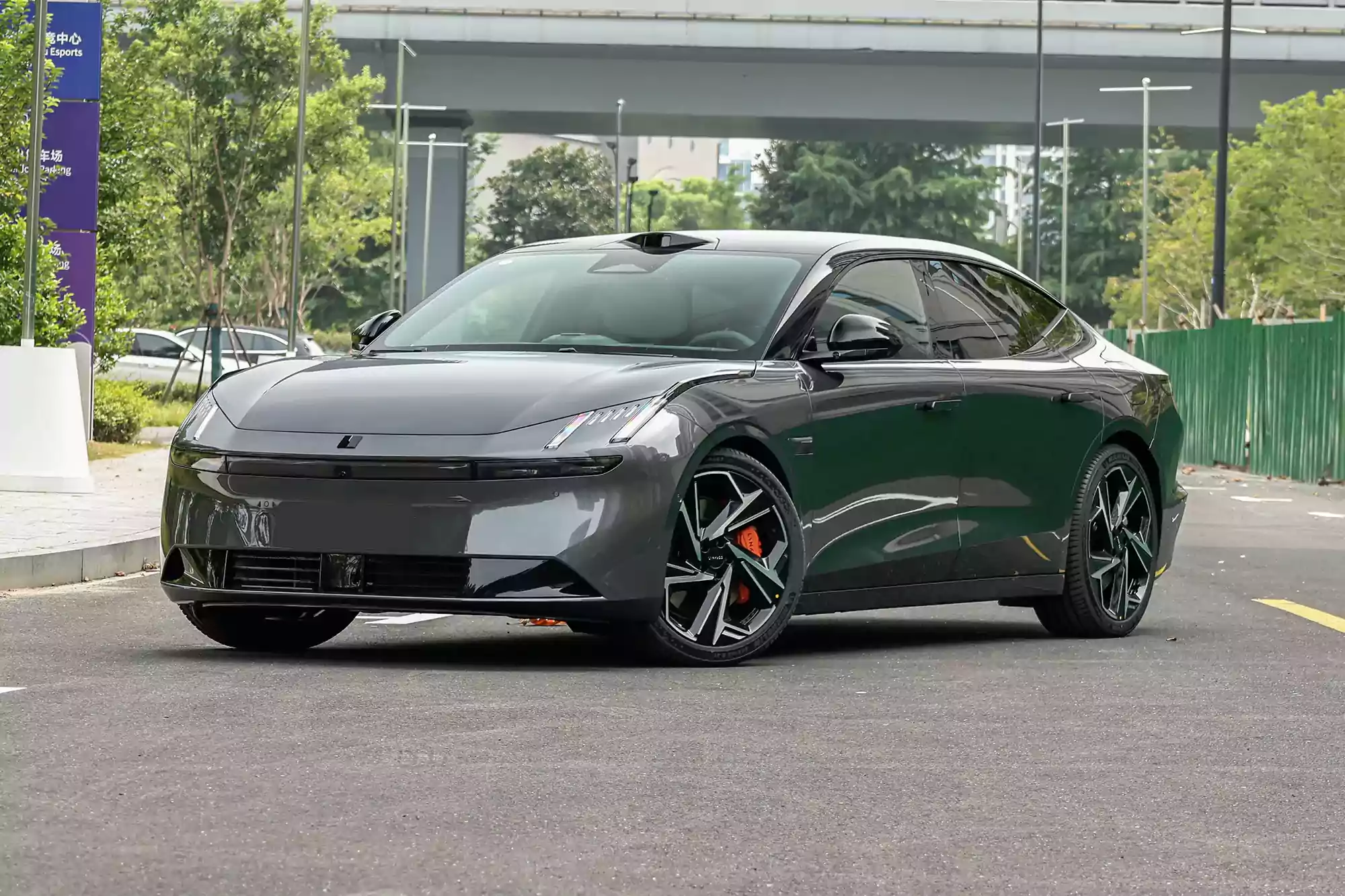 Lynk & Co Z10 2024 picture-13