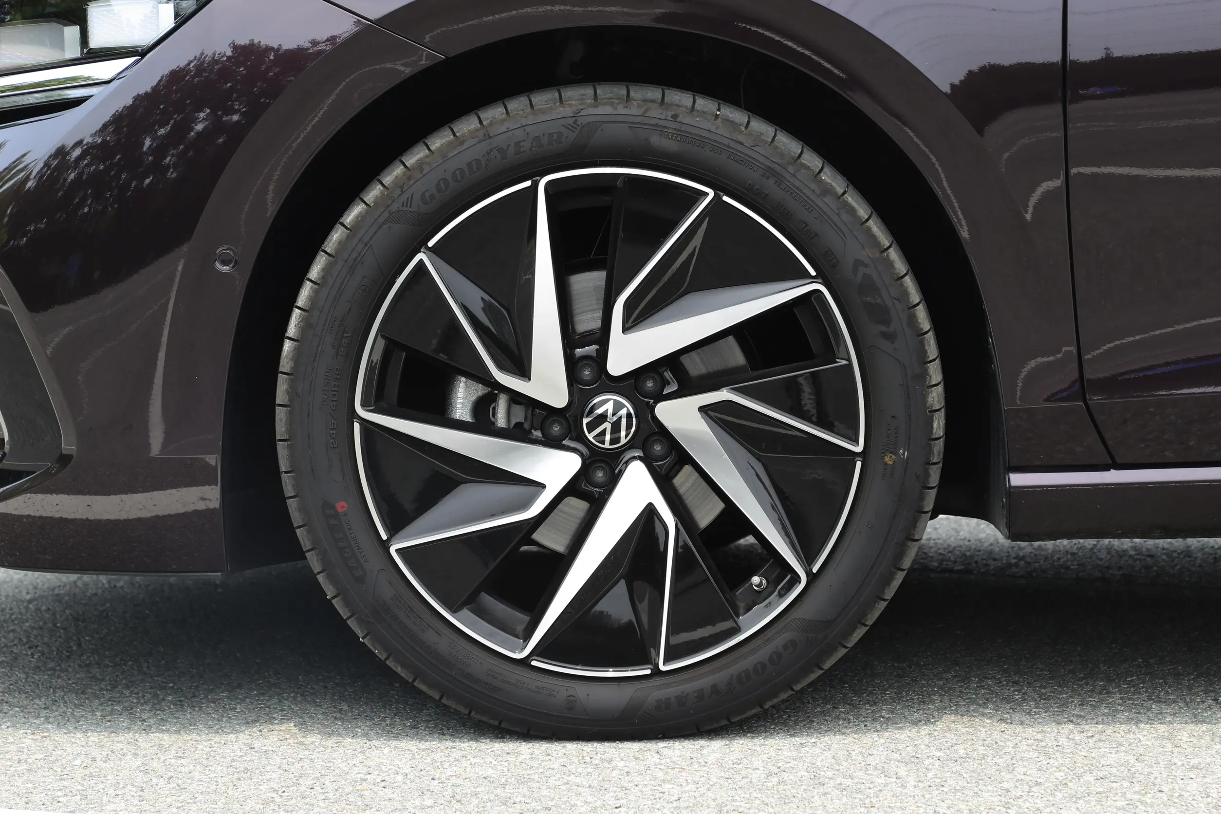 Volkswagen Magotan 2024 picture-2