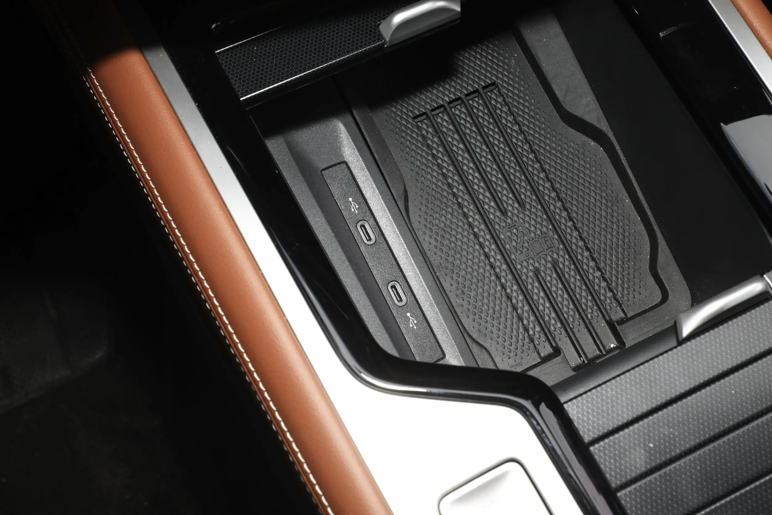 Volkswagen Magotan 2024 picture-5