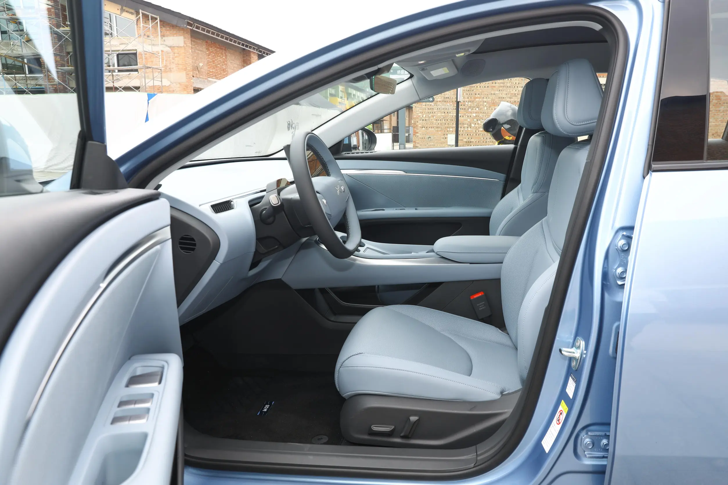 Xpeng MONA M03 2024 space-1