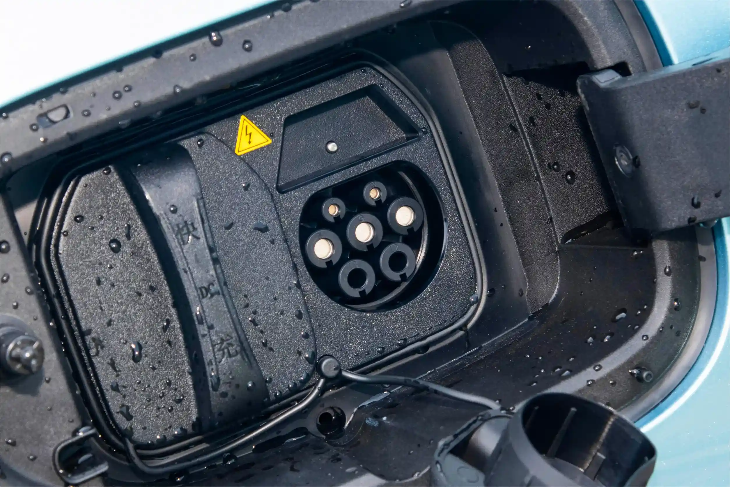 Changan DEEPAL L07 2024 picture (4)