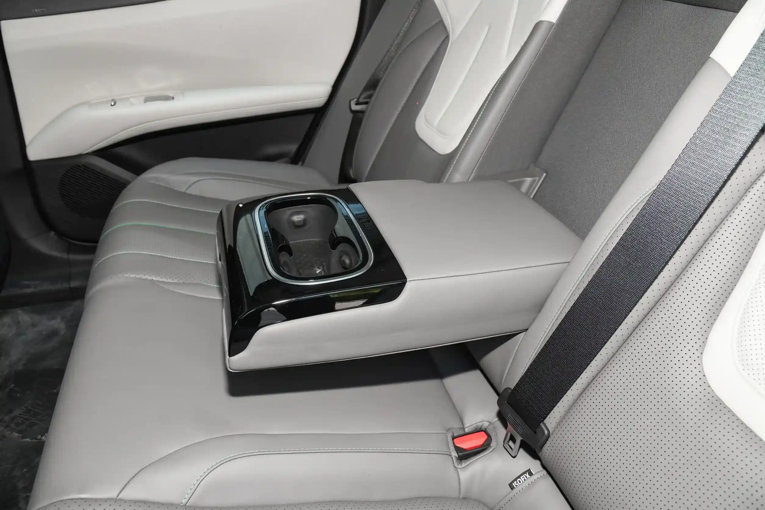 Changan DEEPAL L07 2024 picture (8)