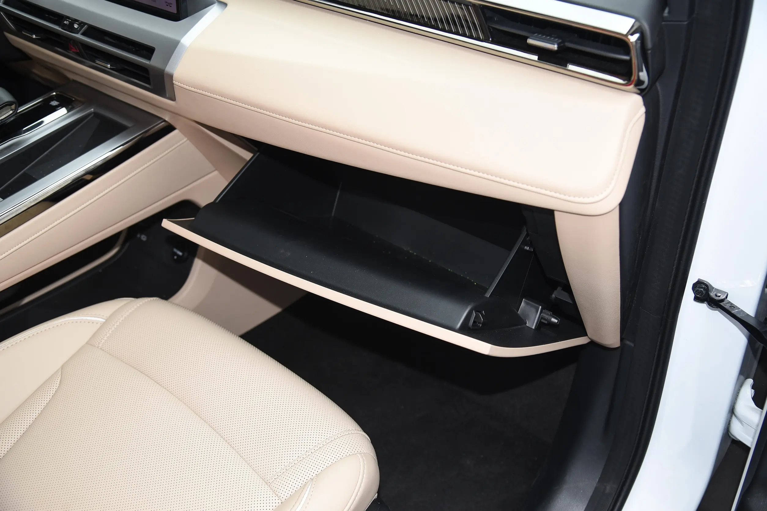 GAC Trumpchi GS4 2024 interior-4