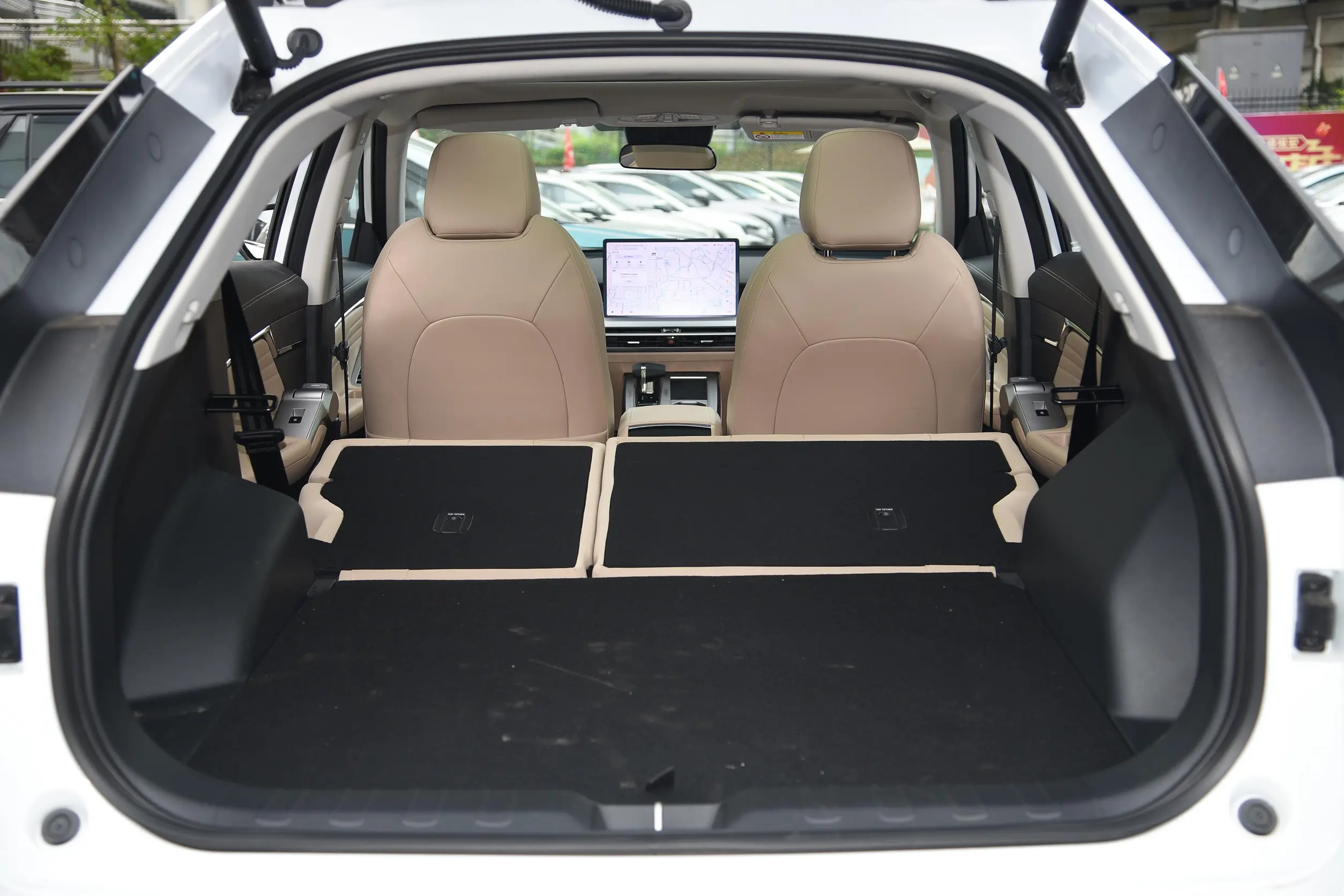 GAC Trumpchi GS4 2024 space-4