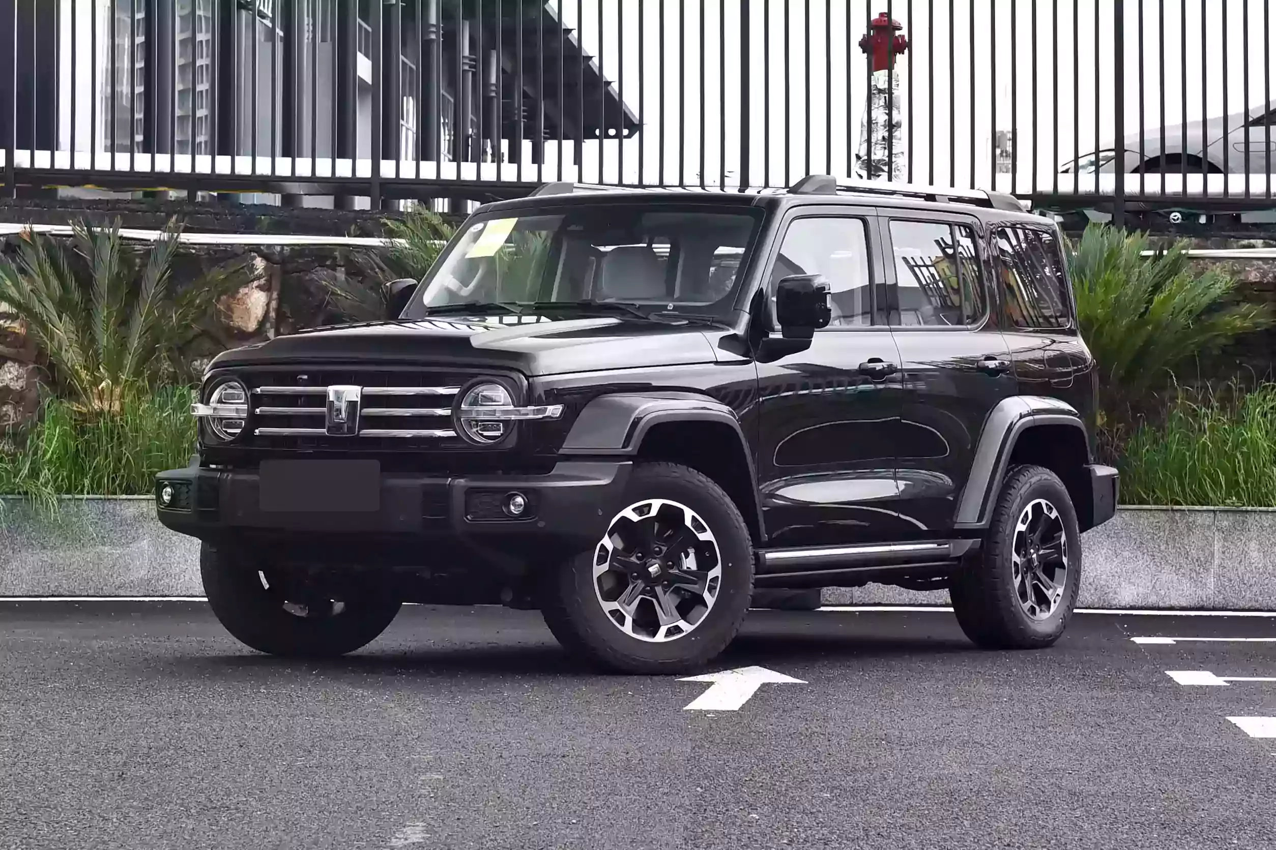 GWM Tank 300 Hi4-T 2024 picture (14)