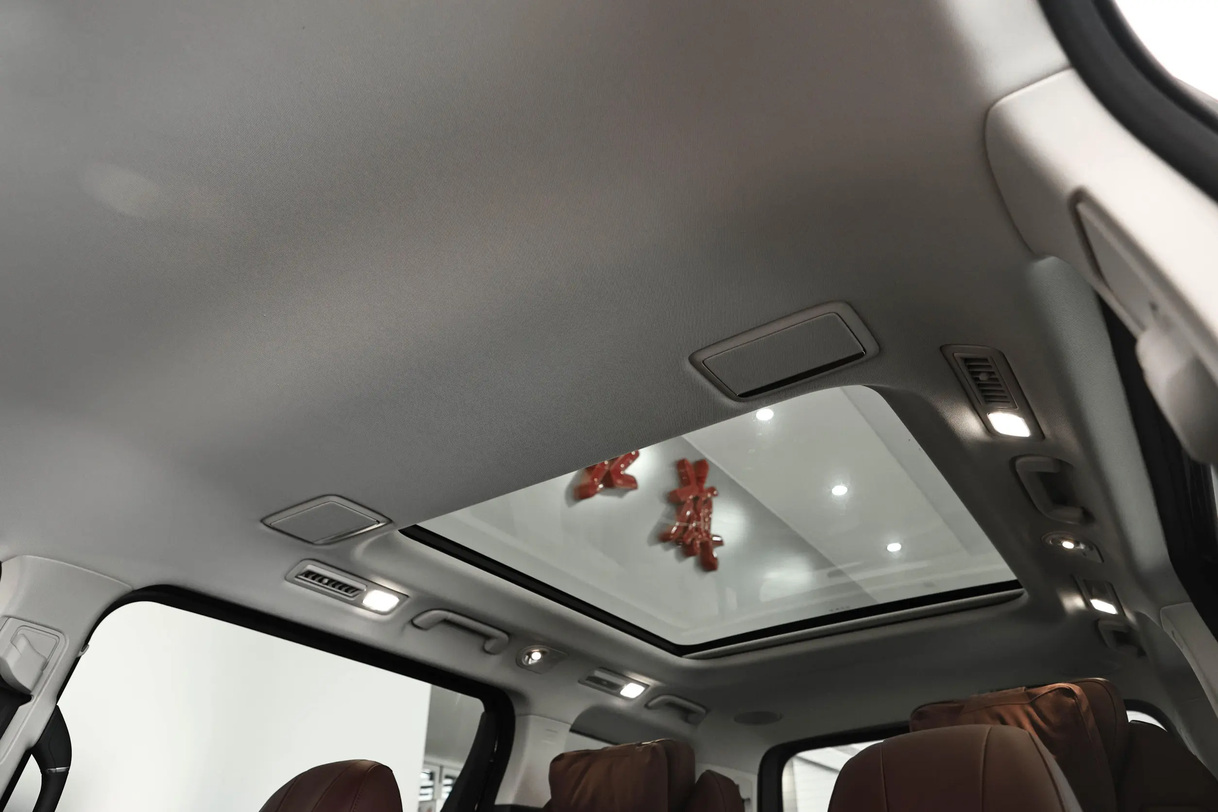 Hongqi HQ9 PHEV 2024 space-3