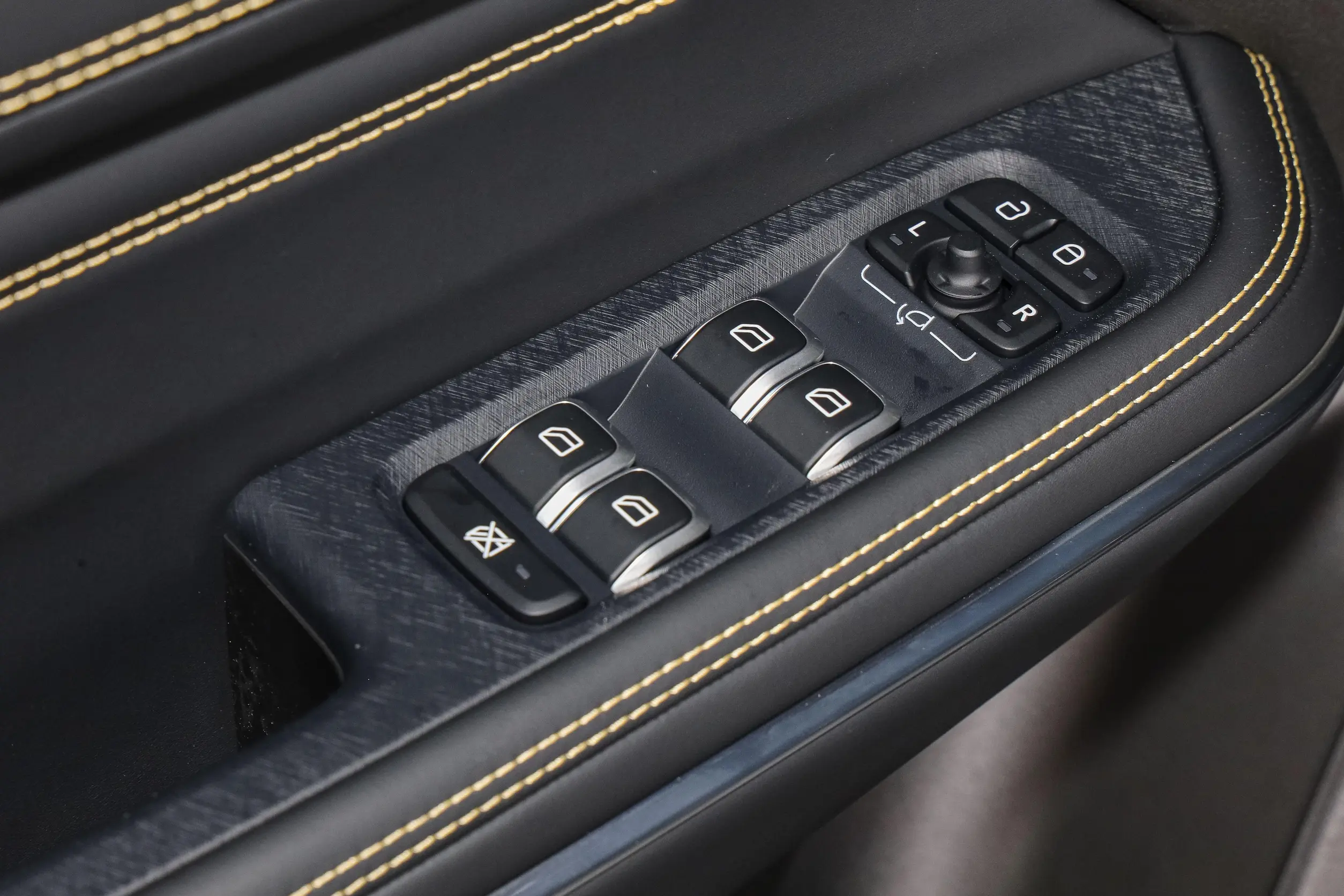 Lynk & Co 01 2024 picture (4)