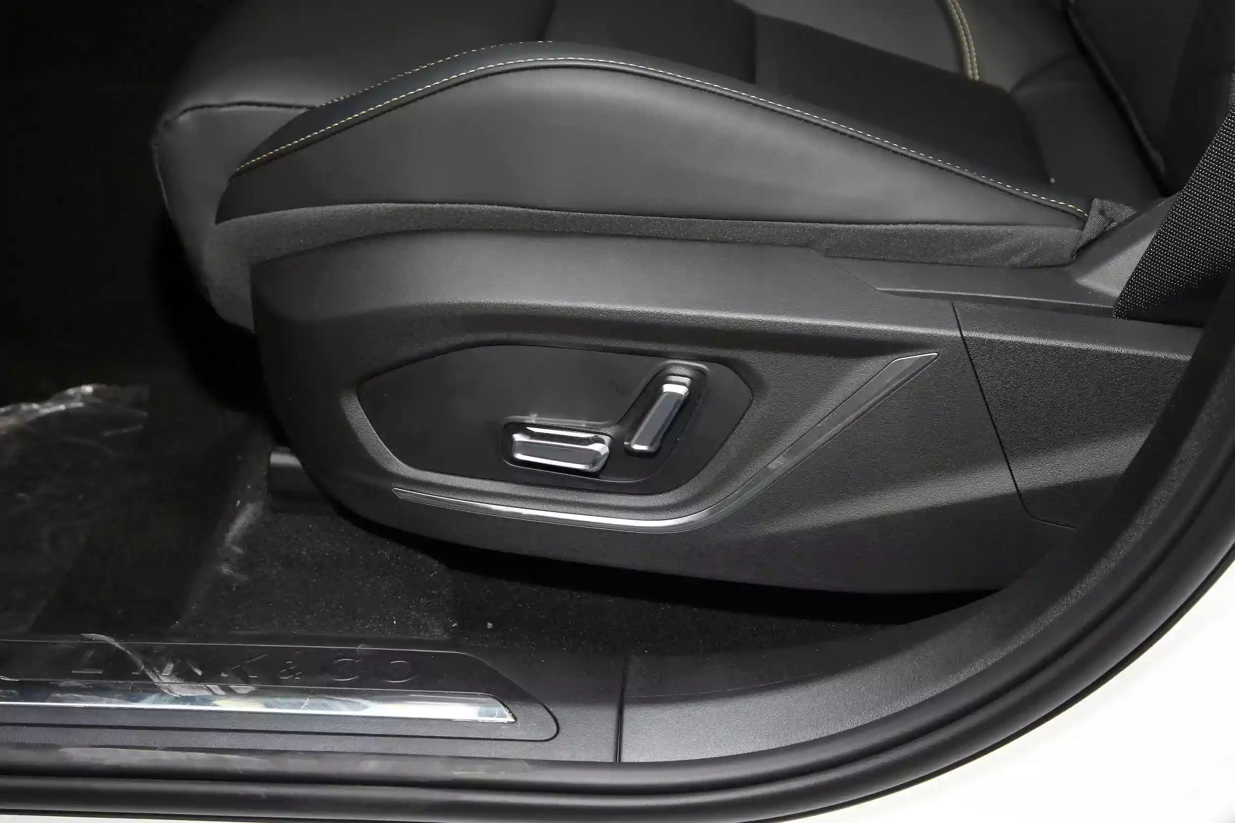 Lynk & Co 01 2024 picture (6)