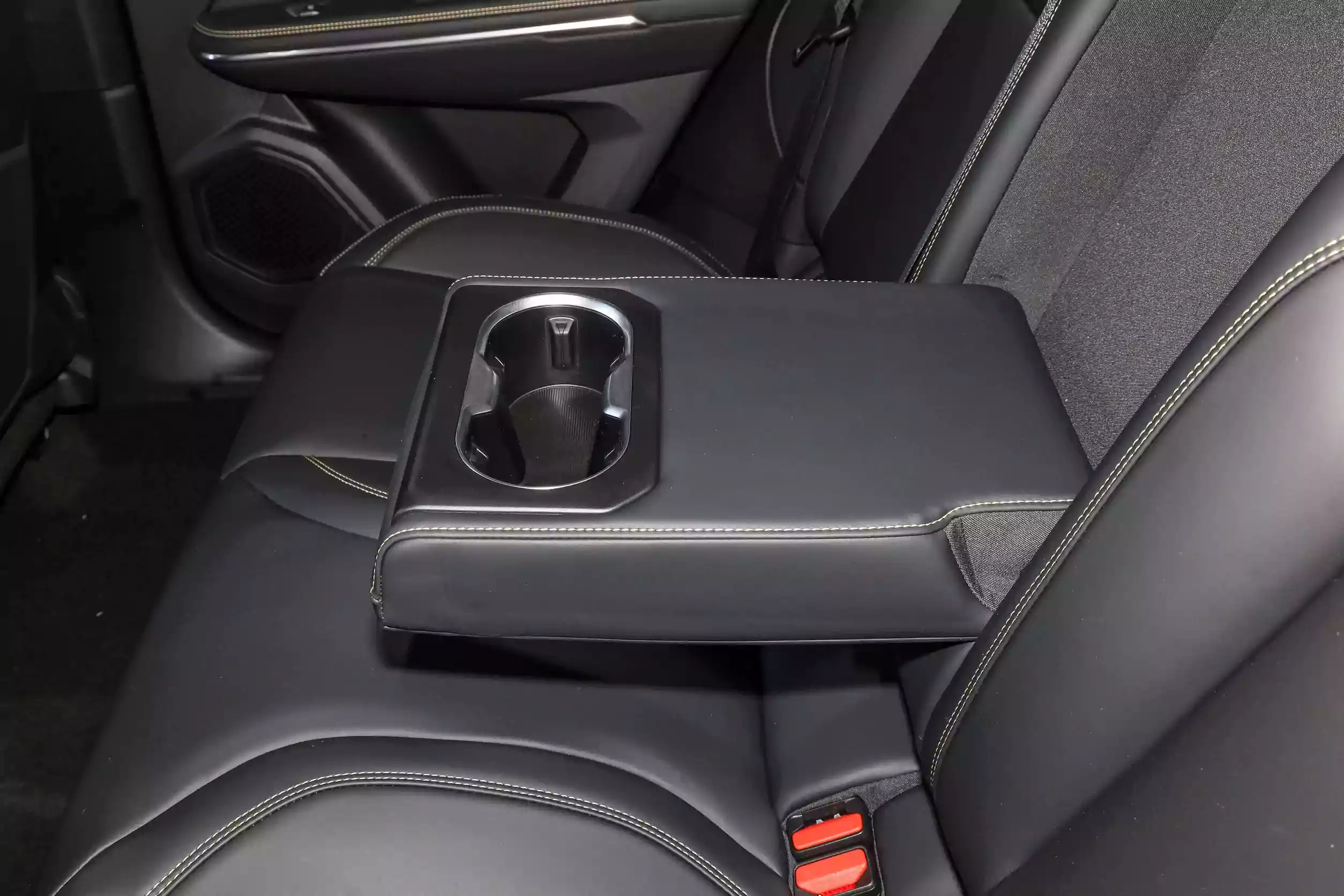 Lynk & Co 01 2024 picture (7)