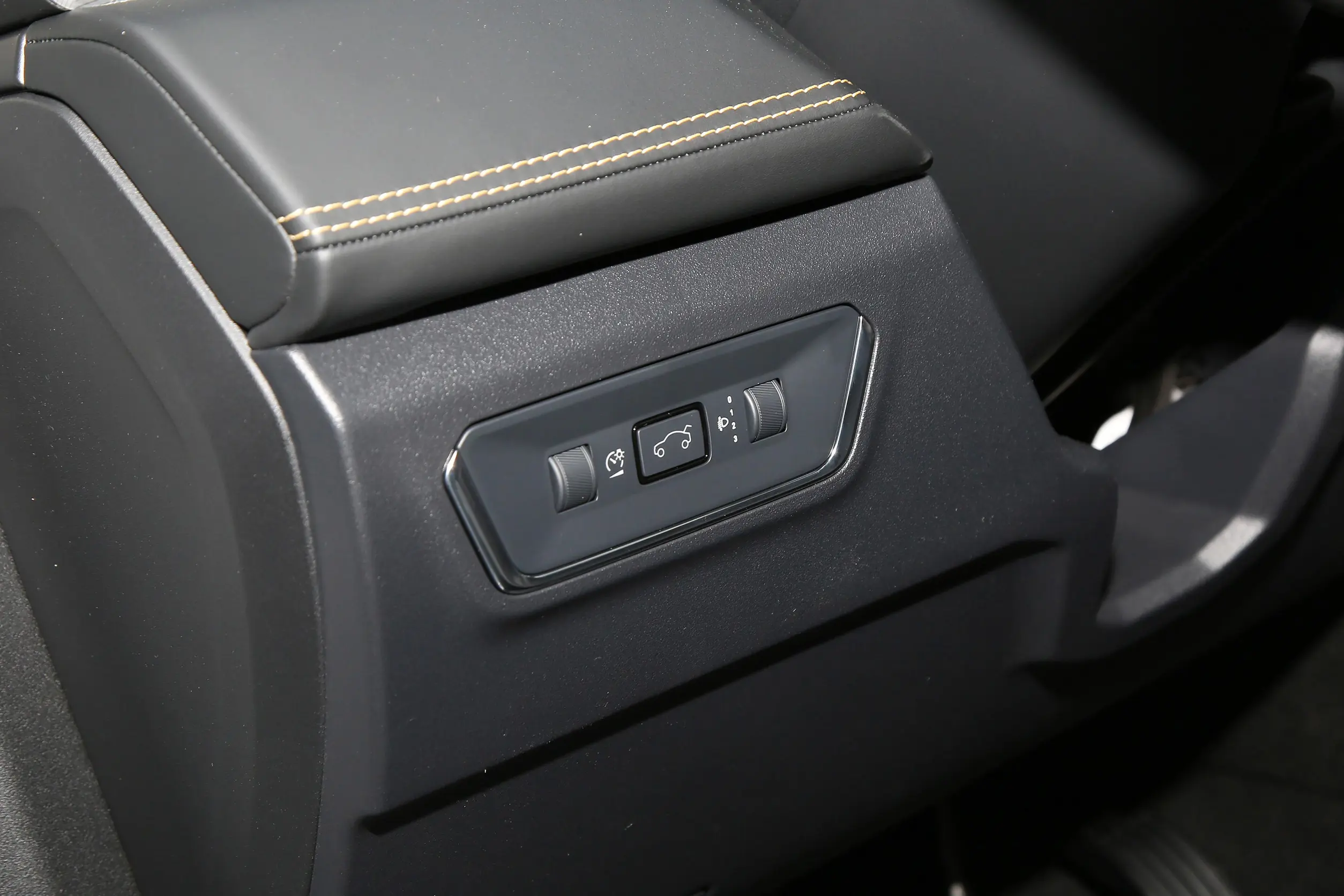 Lynk & Co 01 2024 picture (8)