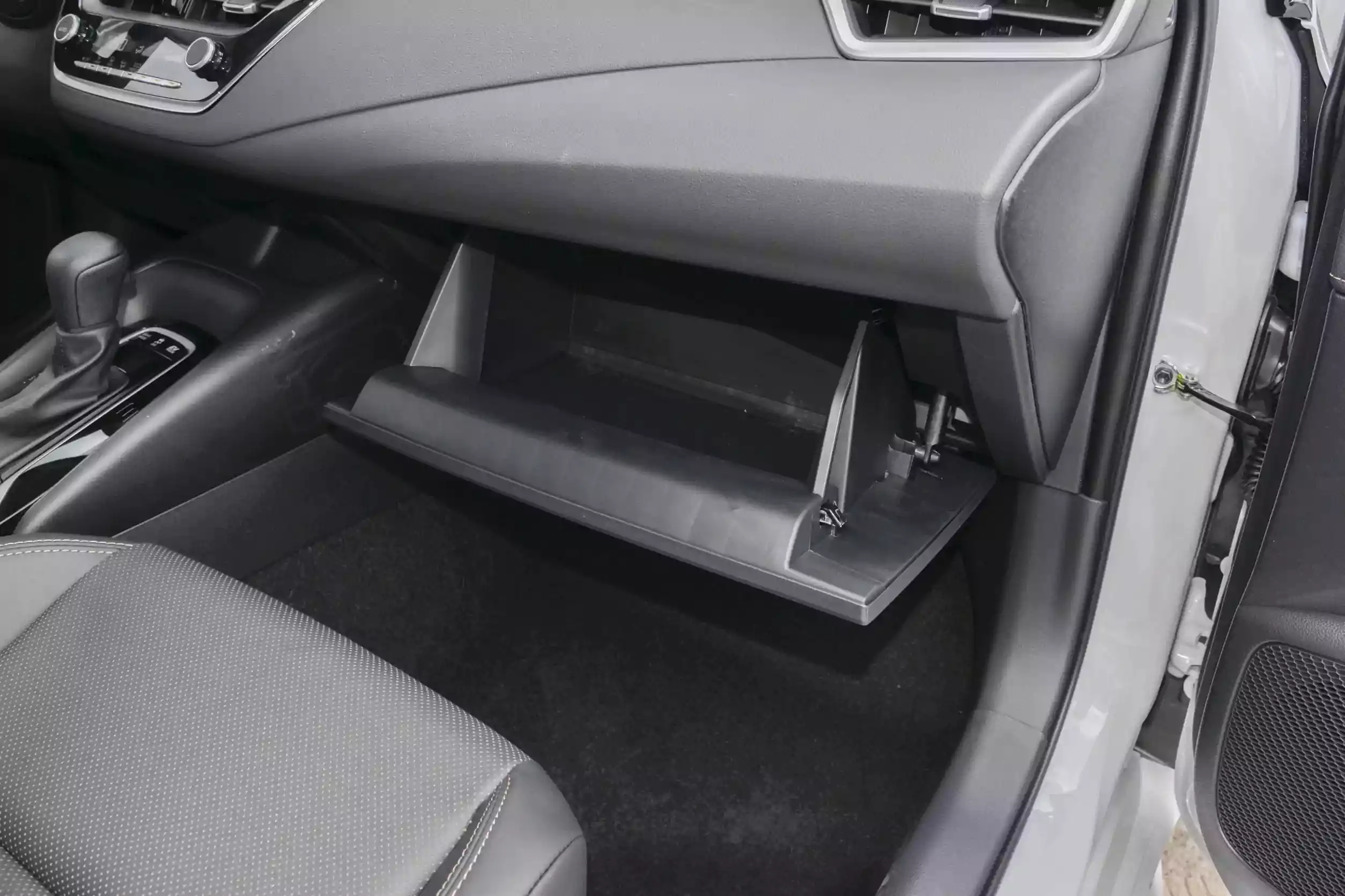 Toyota Levin GT 2024 interior-4