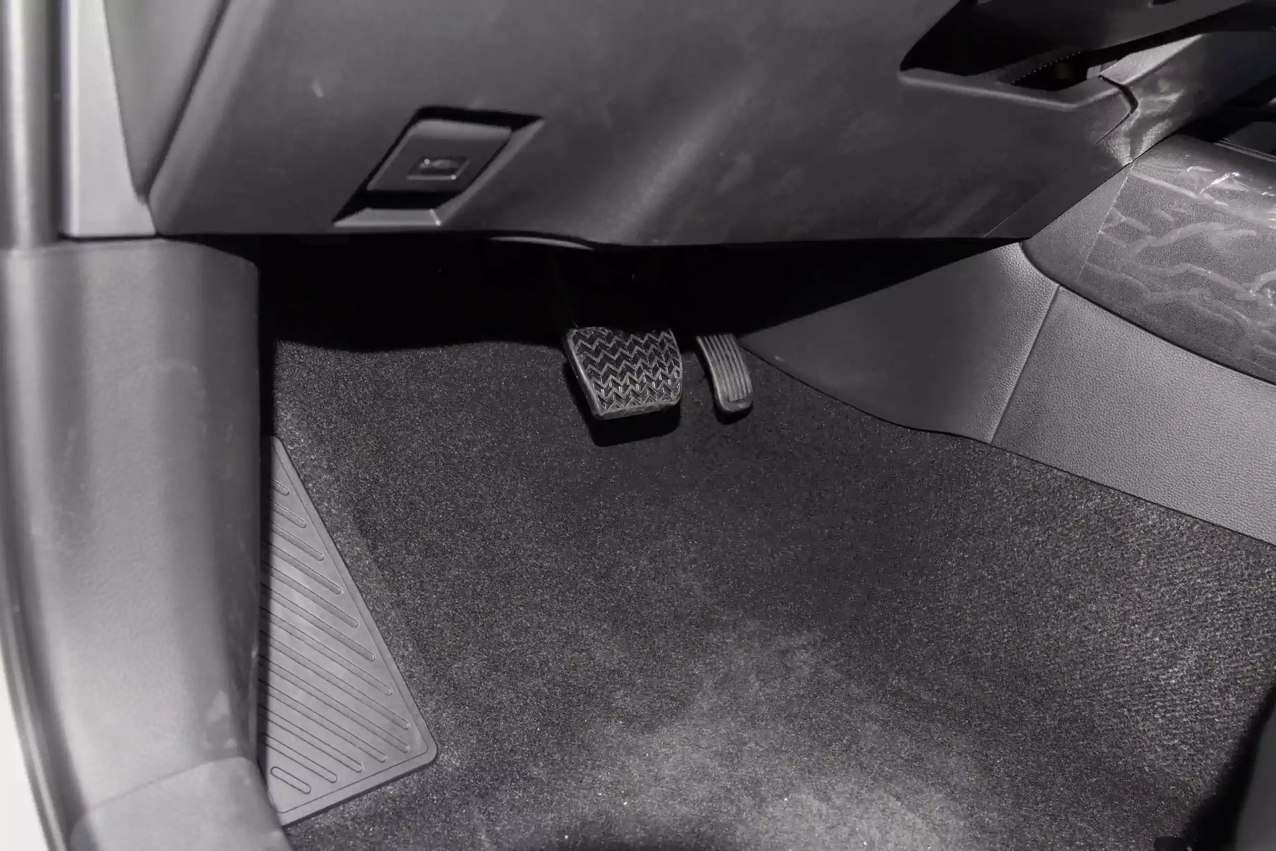 Toyota Levin GT 2024 picture (13)