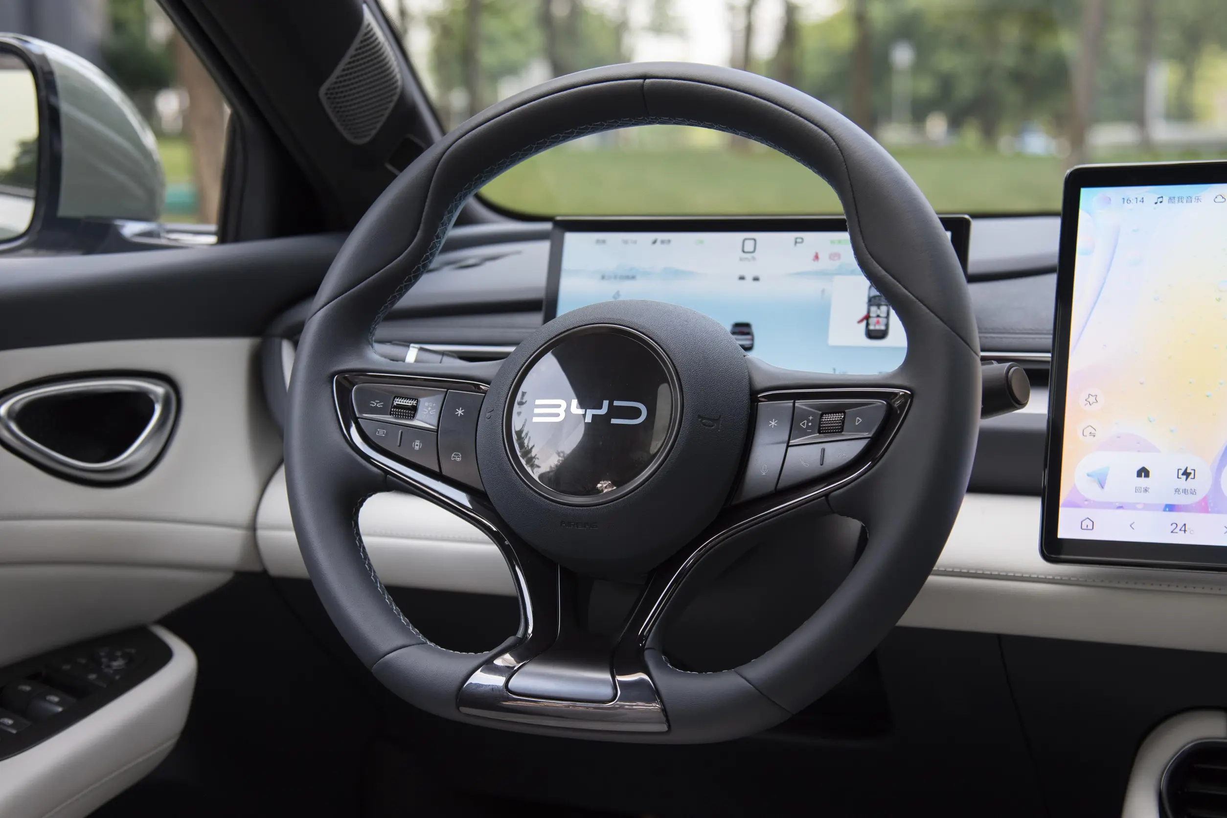 BYD Seal 06 GT 2025 interior-2