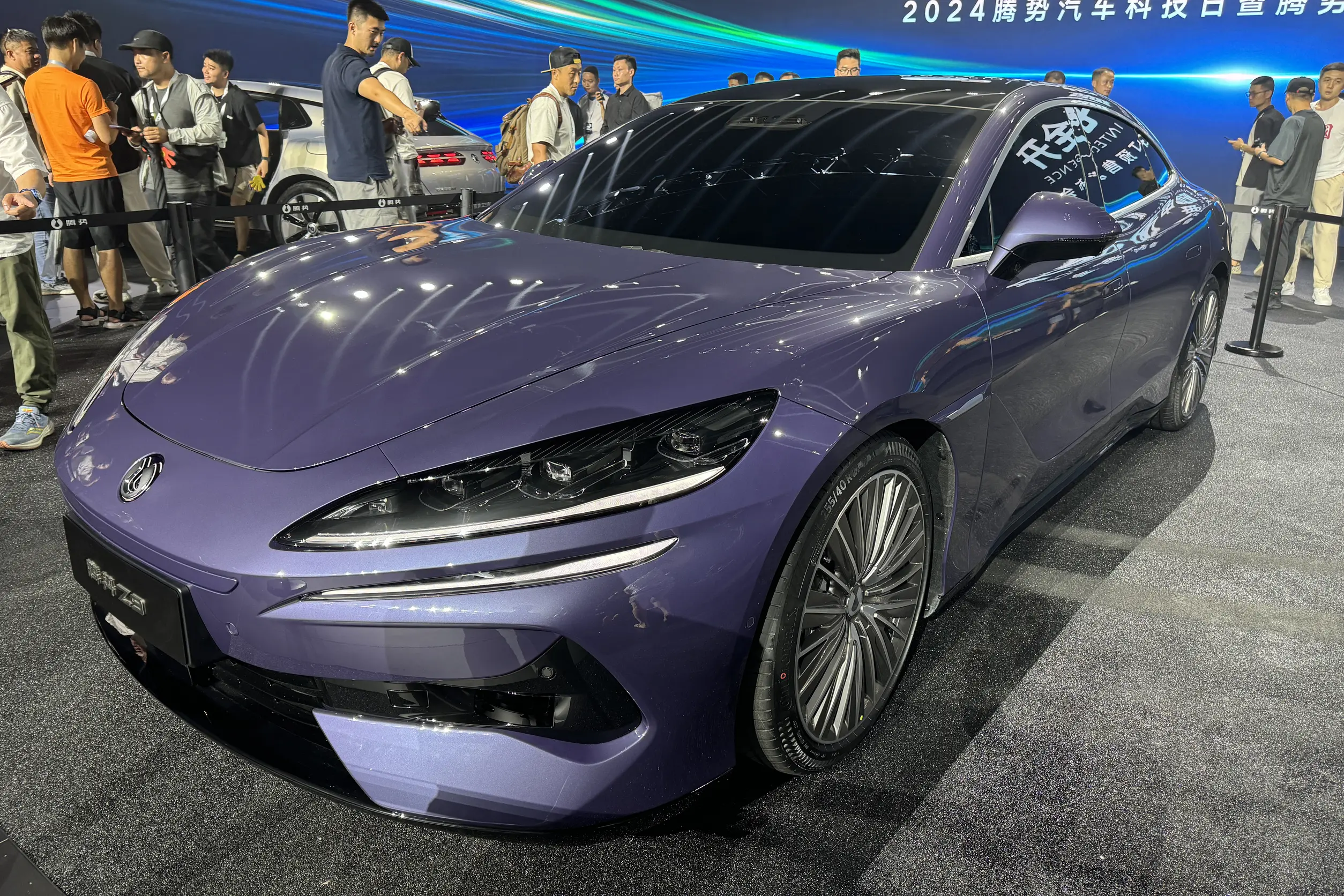 Denza Z9 DM 2024 picture (3)