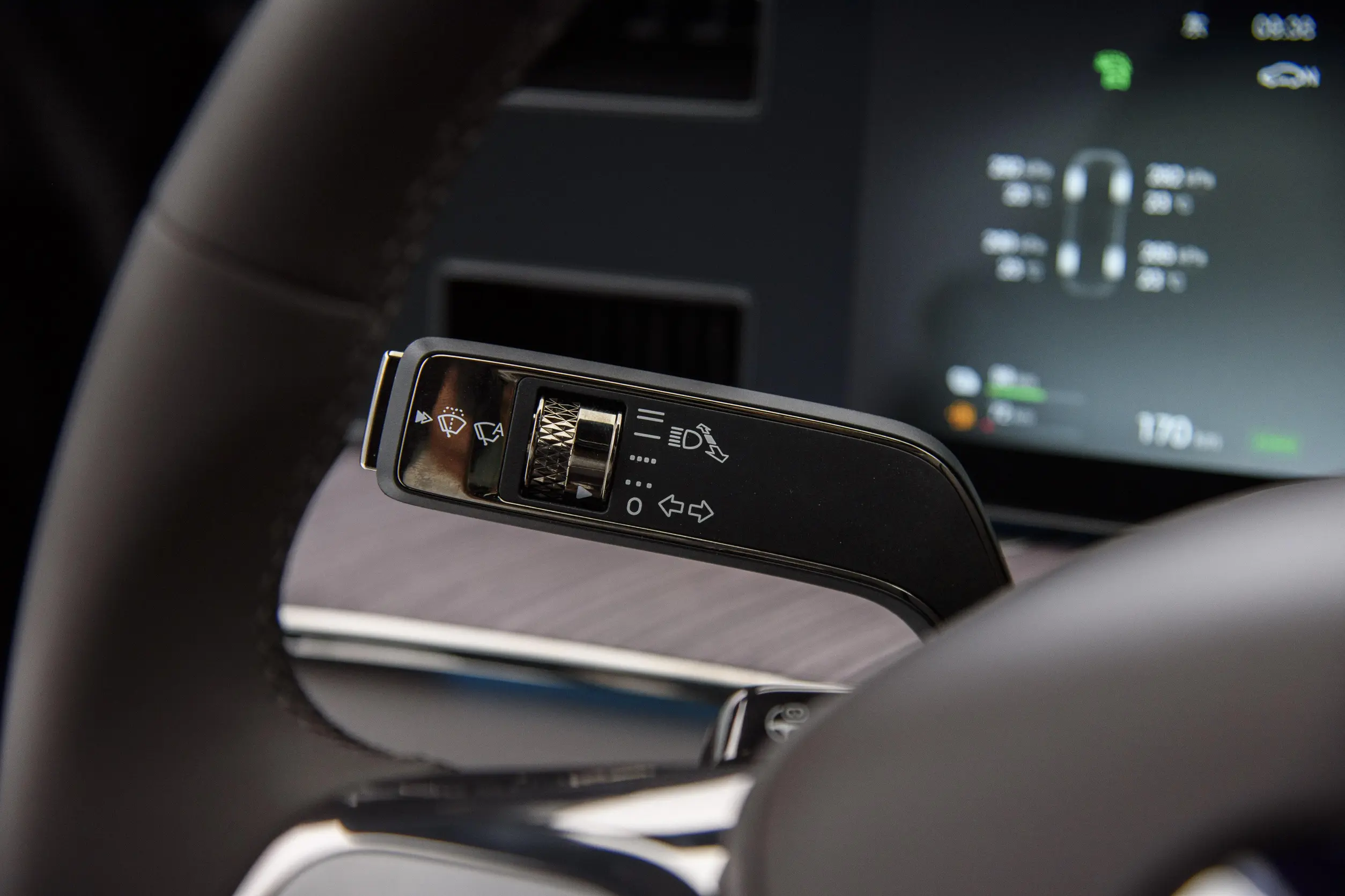 Denza Z9 DM 2024 picture (9)