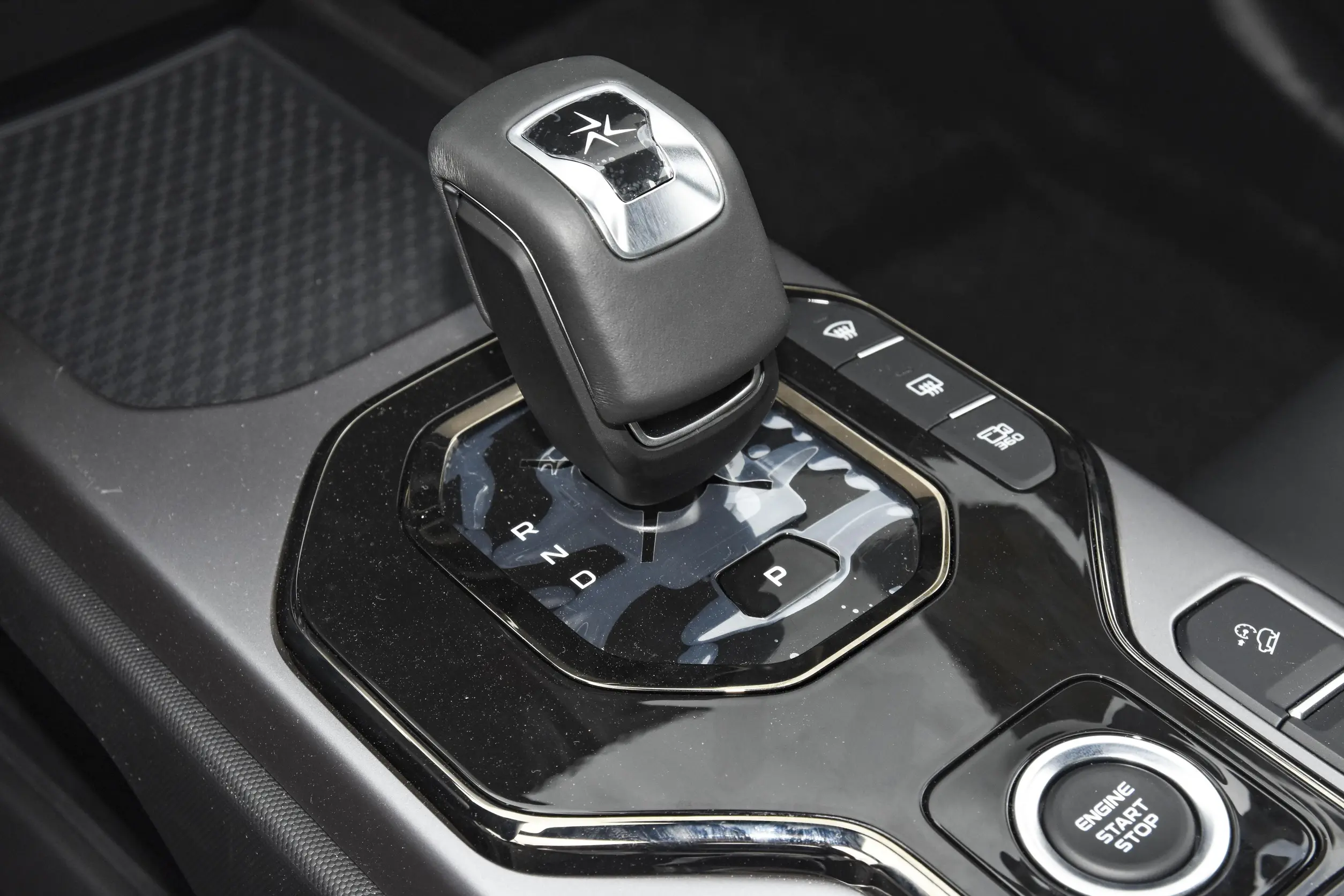 Geely Cowboy 2025 interior-3