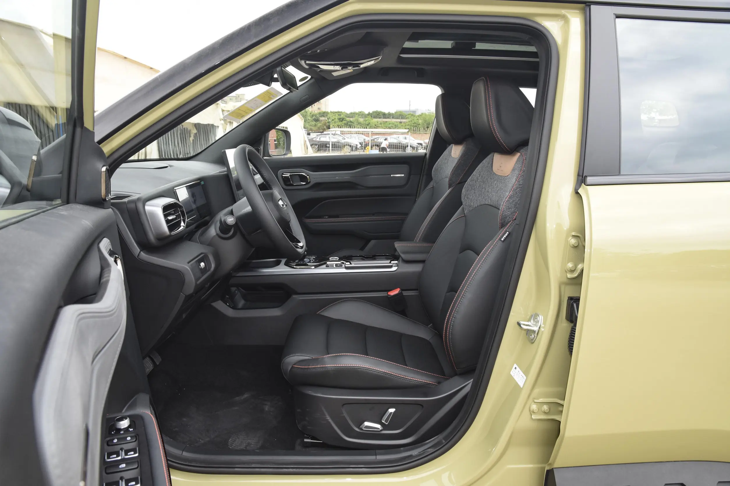 Geely Cowboy 2025 space-1