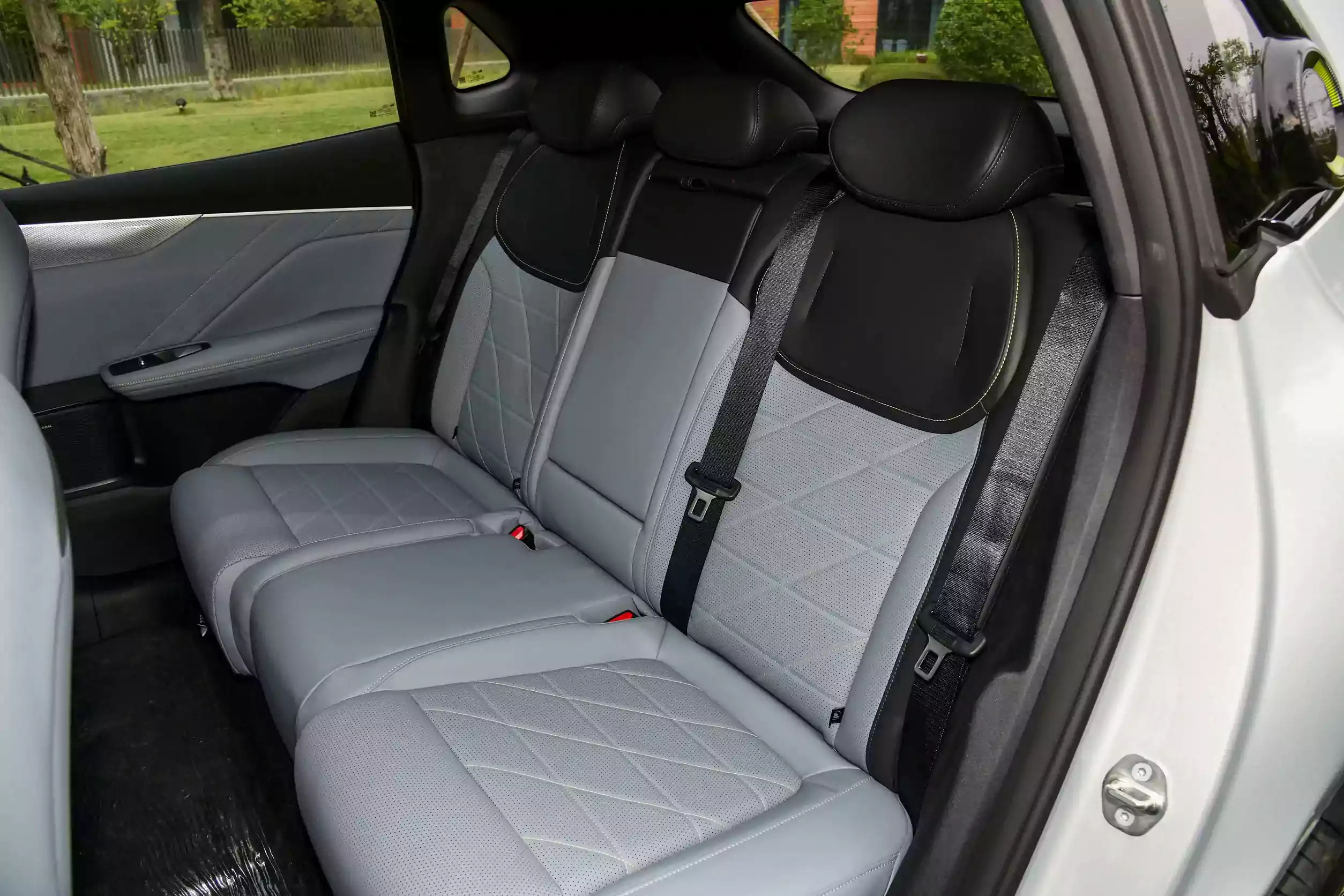 Changan DEEPAL S05 2024 space-2