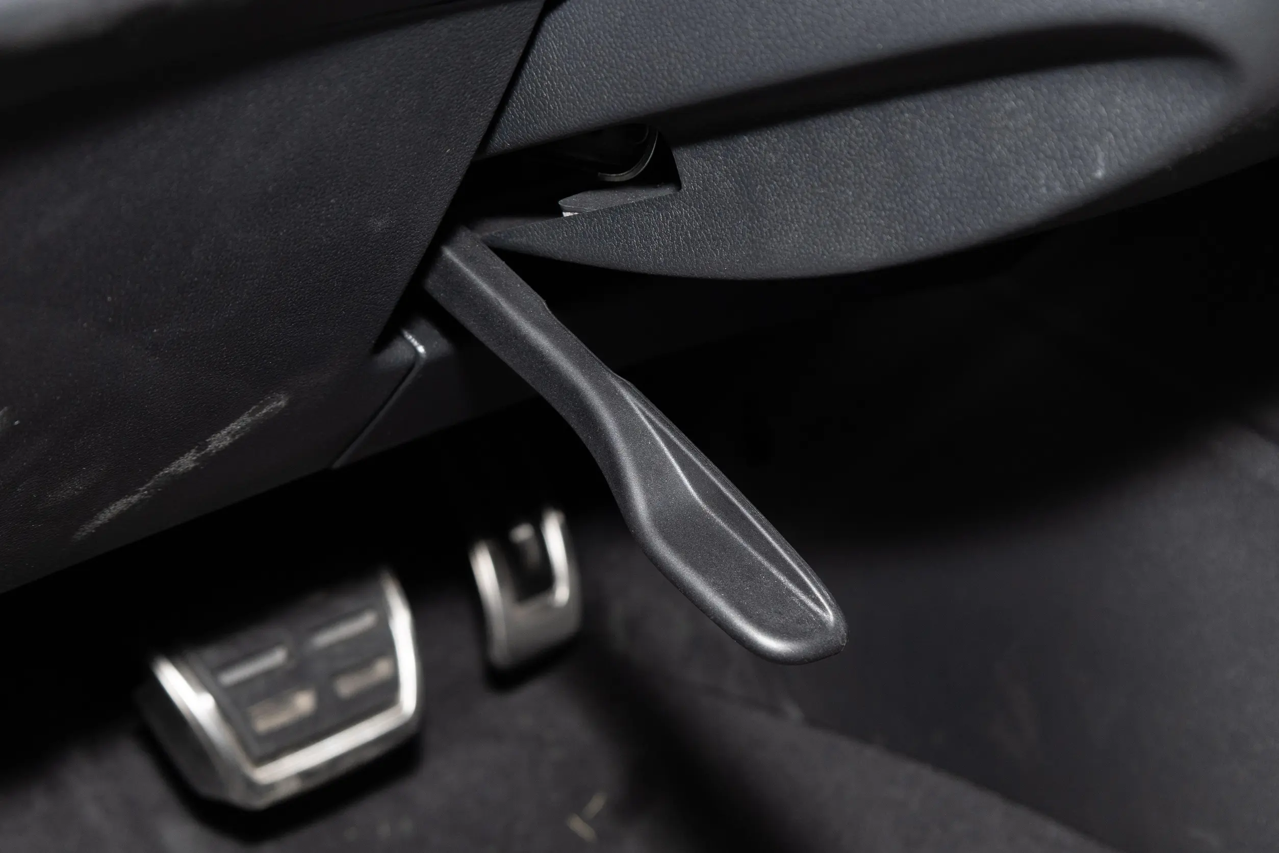 Volkswagen Golf 2025 picture (1)