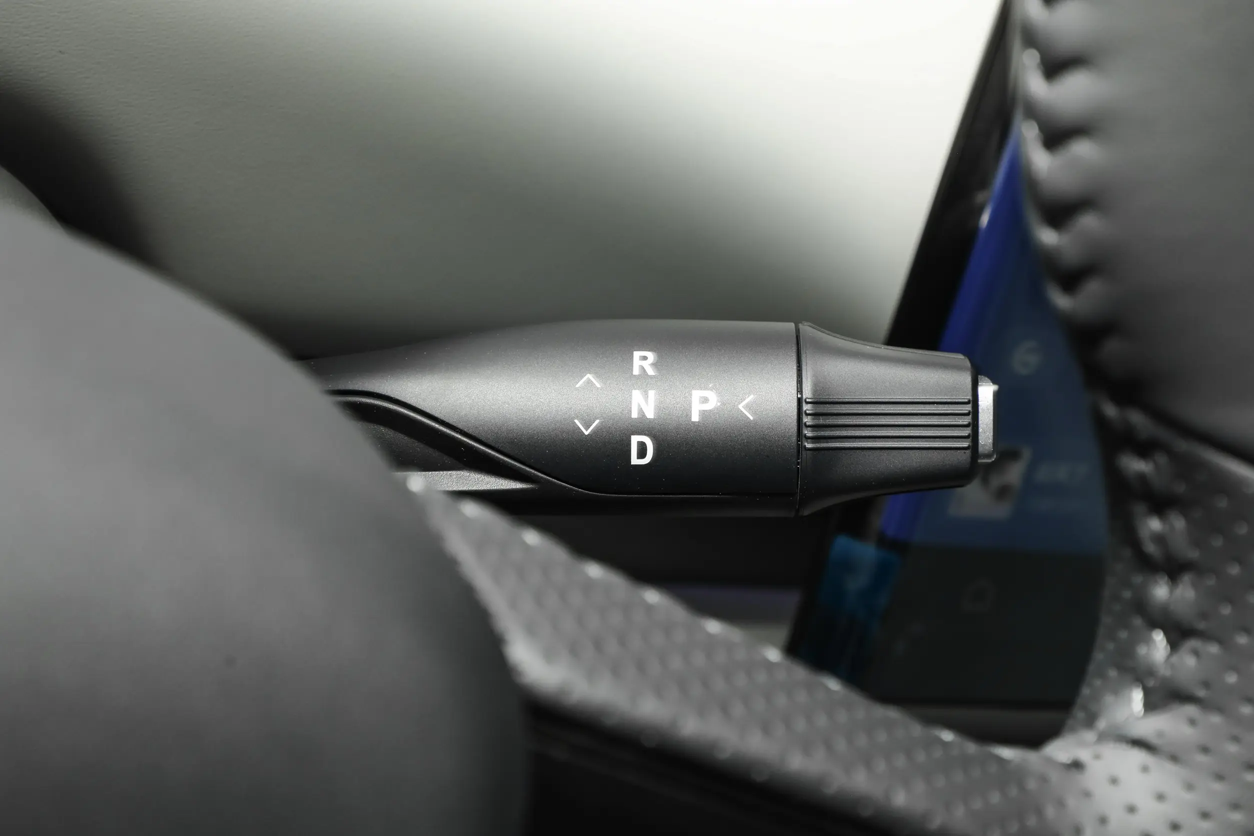 Voyah Courage 2024 interior-3