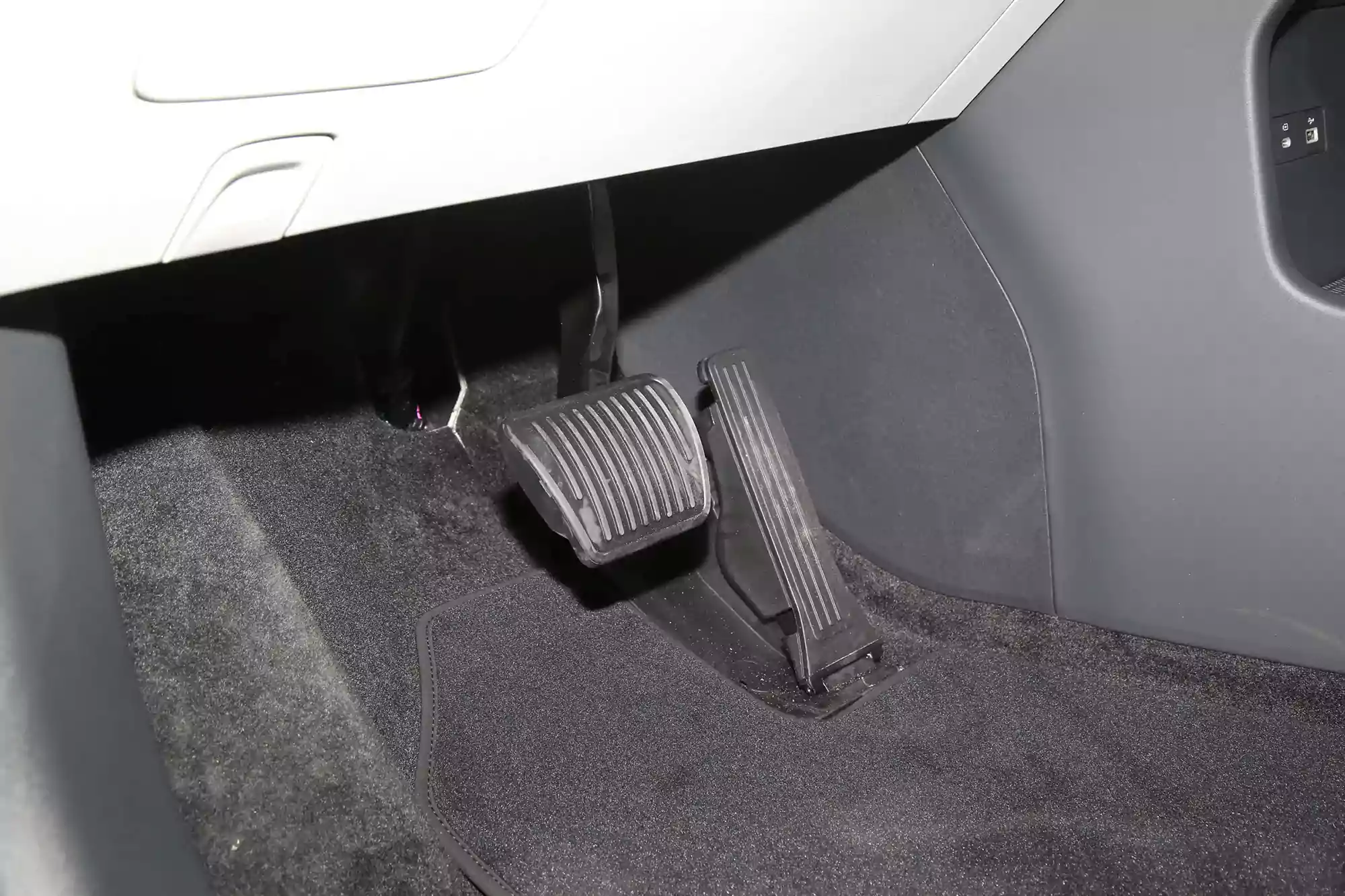 Voyah Courage 2024 picture (2)