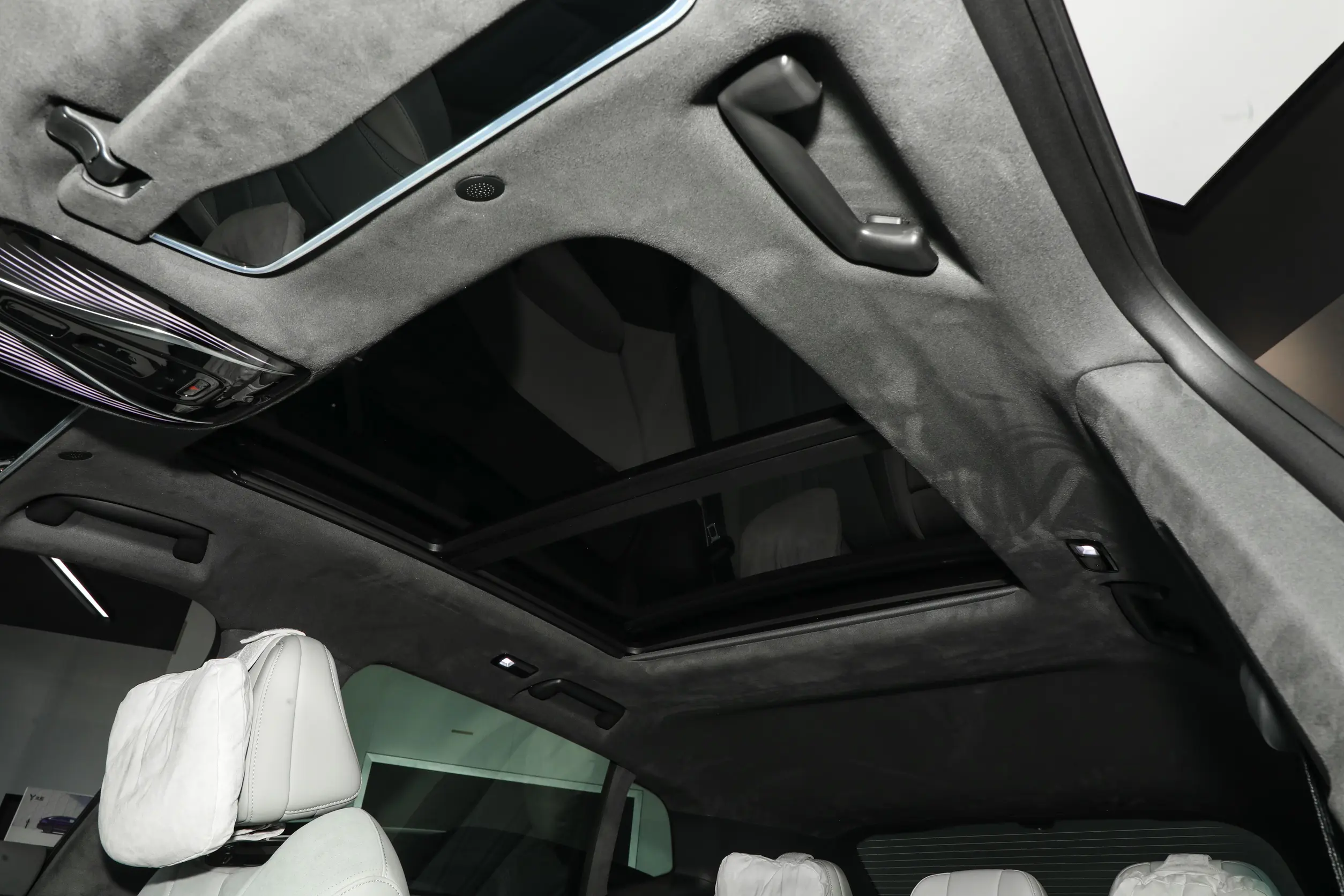 Voyah Courage 2024 space-3