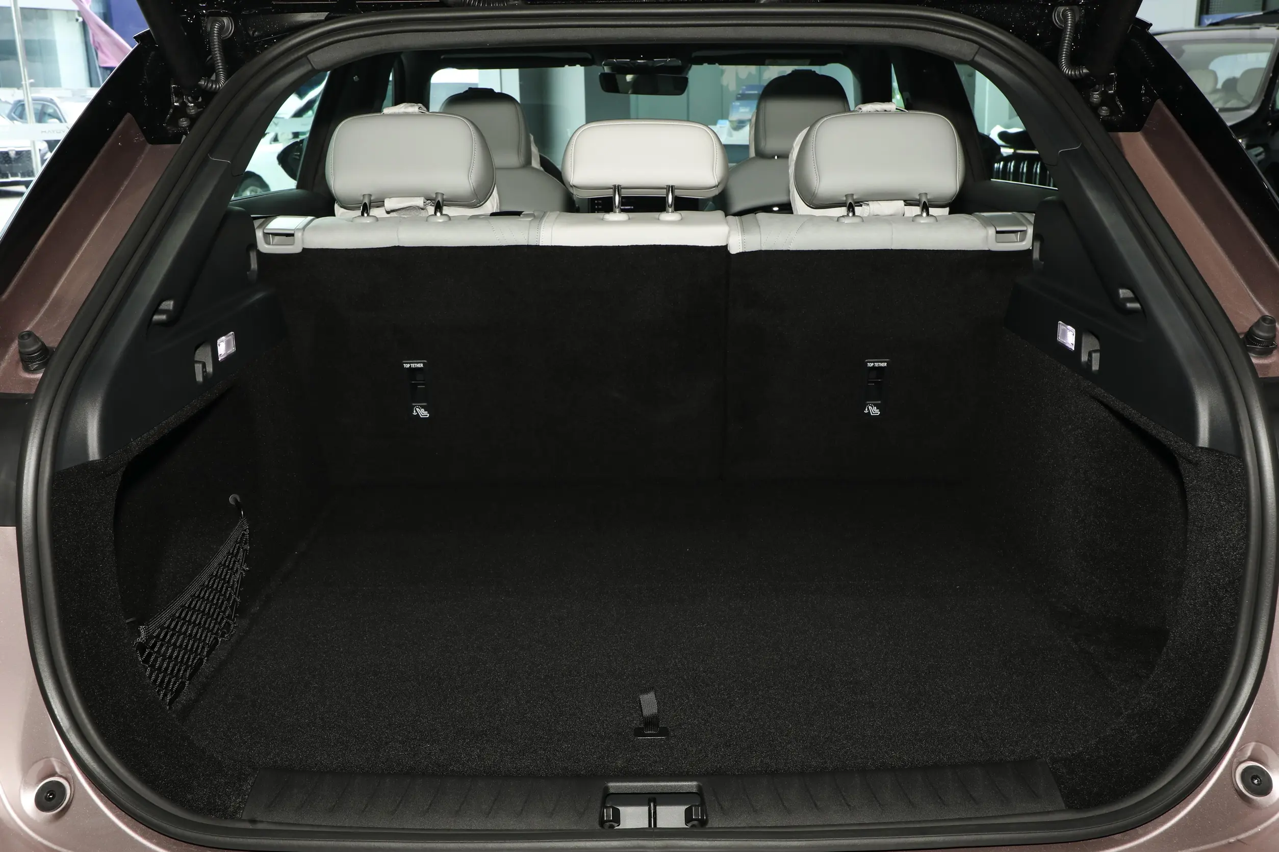 Voyah Courage 2024 space-4