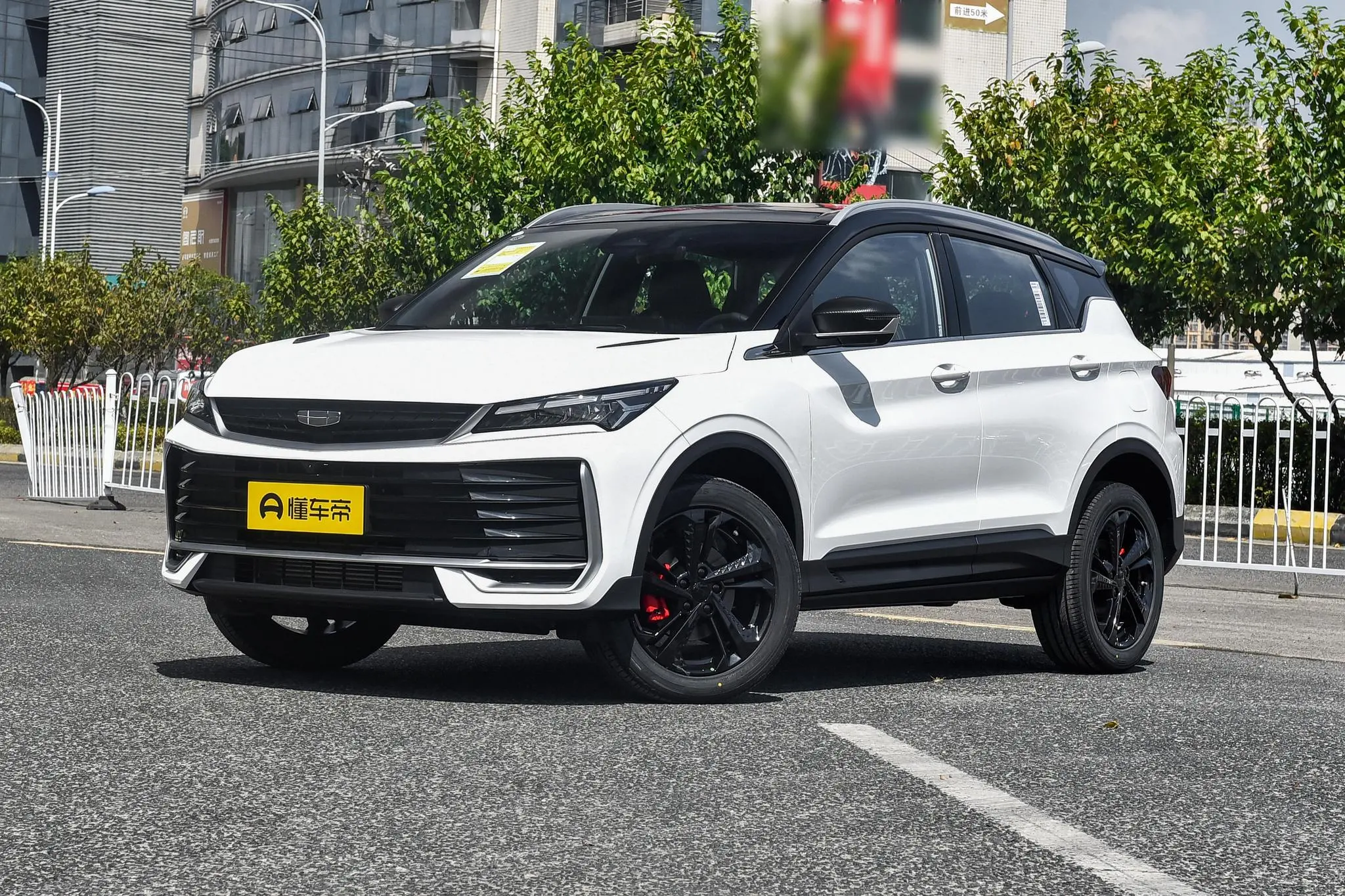 Geely-Binyue-2025-23