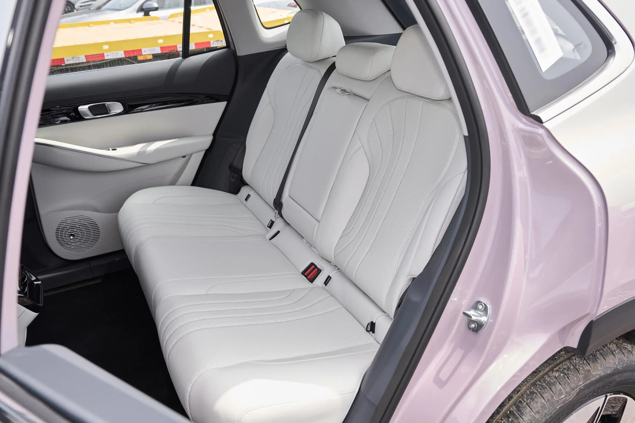 Geely-galaxy-e5-2026-10