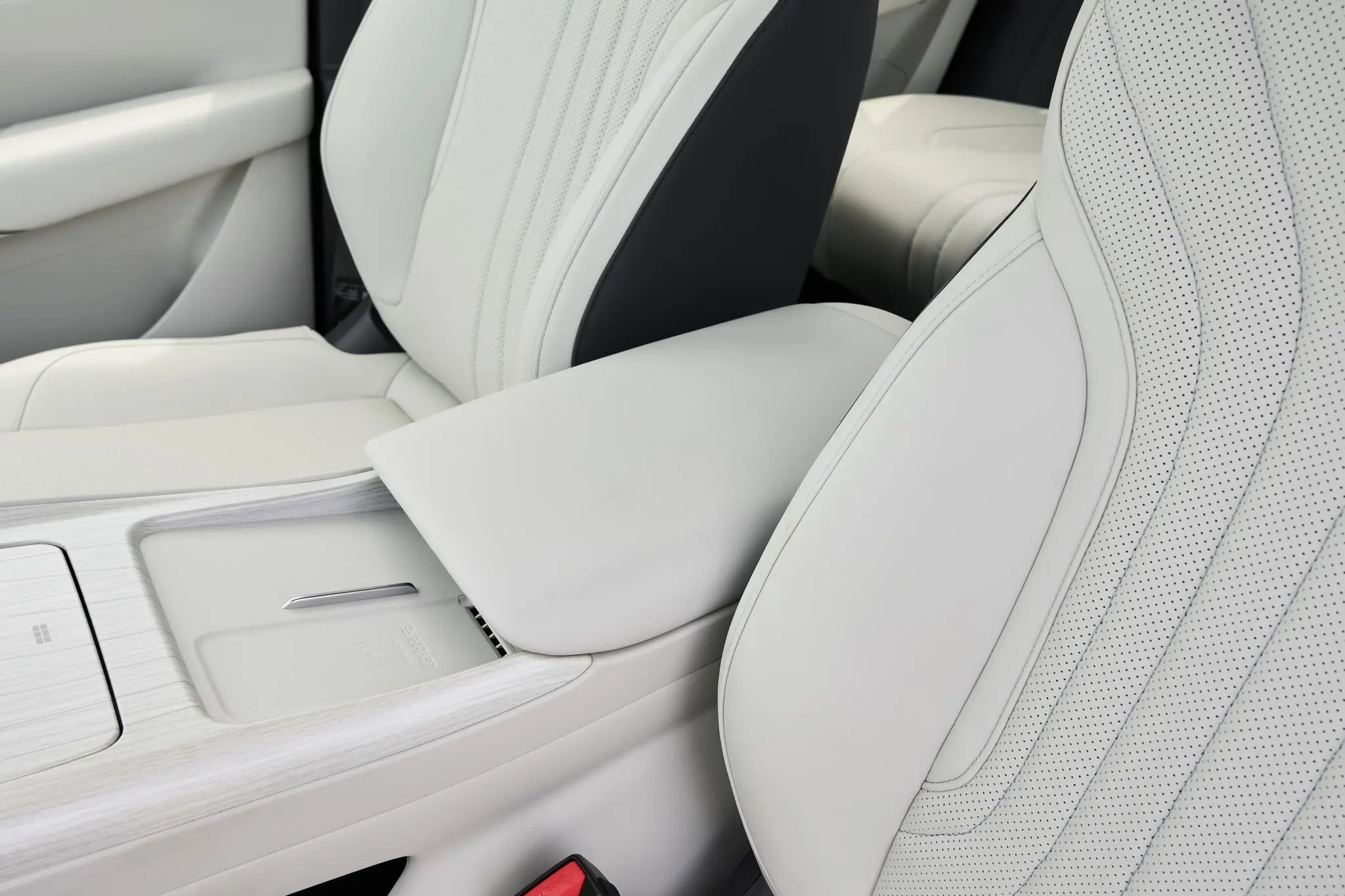 Geely-galaxy-e5-2026-21