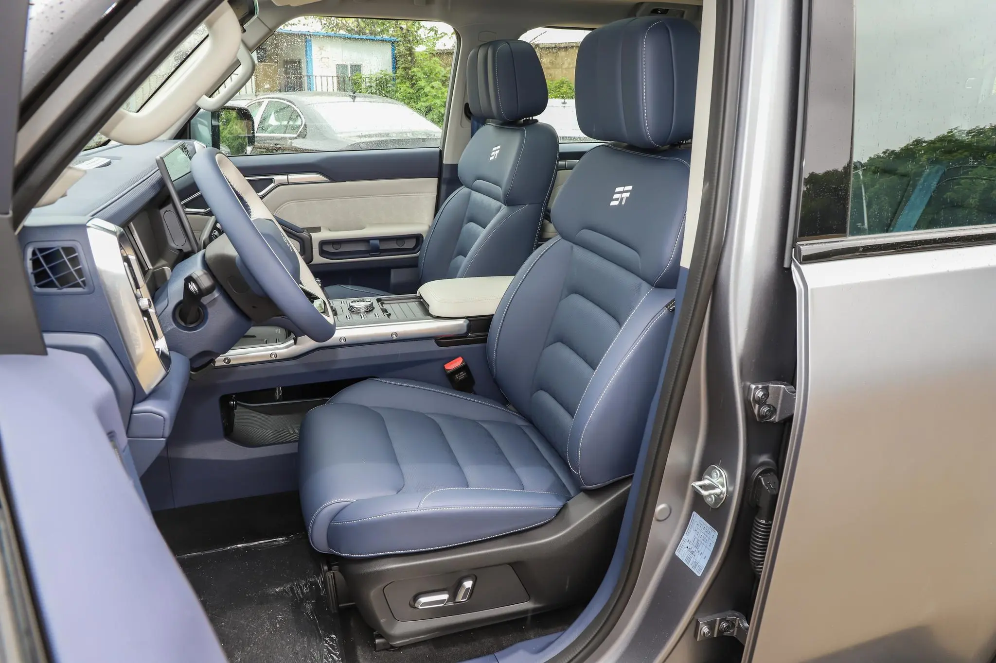 Jetour-shanhan-extended-2025-9